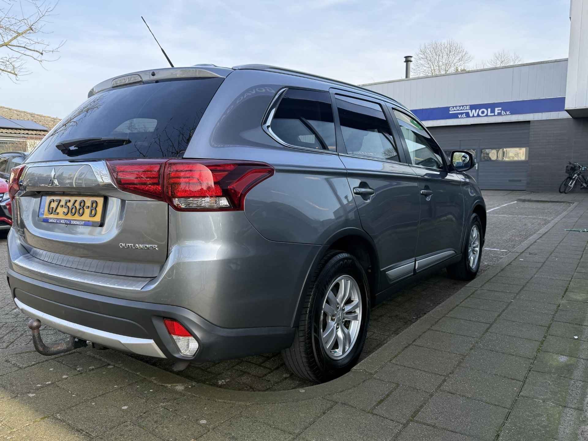 Mitsubishi Outlander 2.0 Business Edition - 3/14