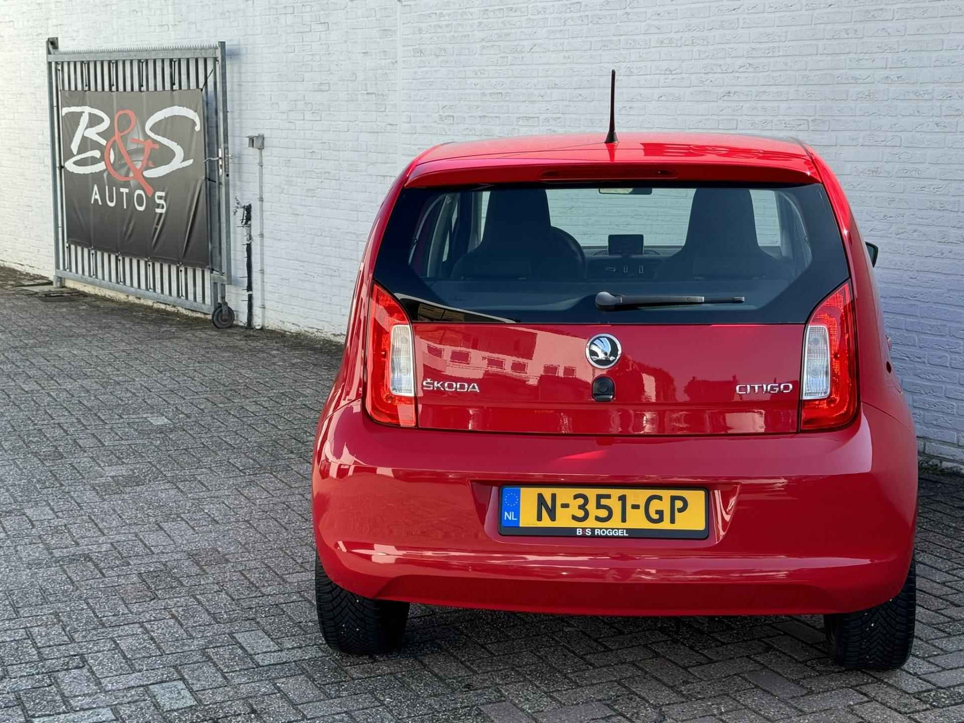 Skoda Citigo 1.0 Greentech Active Airco Navigatie Electr. ramen LM-velgen 16inch 5-deurs Goed onderhouden - 28/46