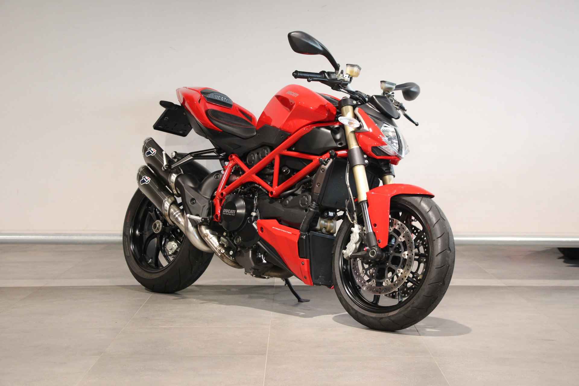 Ducati STREETFIGHTER 848 - 2/17