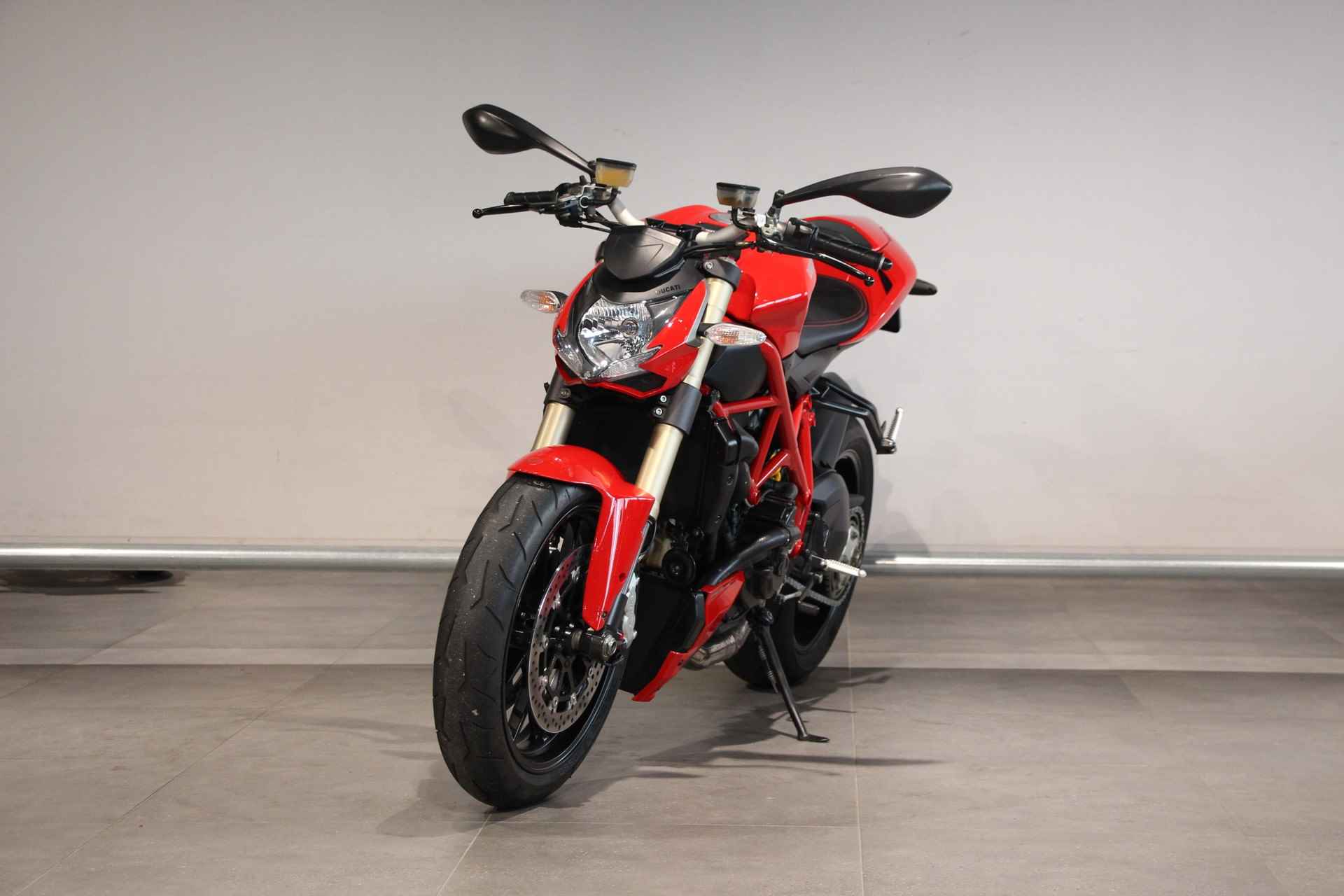 Ducati STREETFIGHTER 848 - 4/17