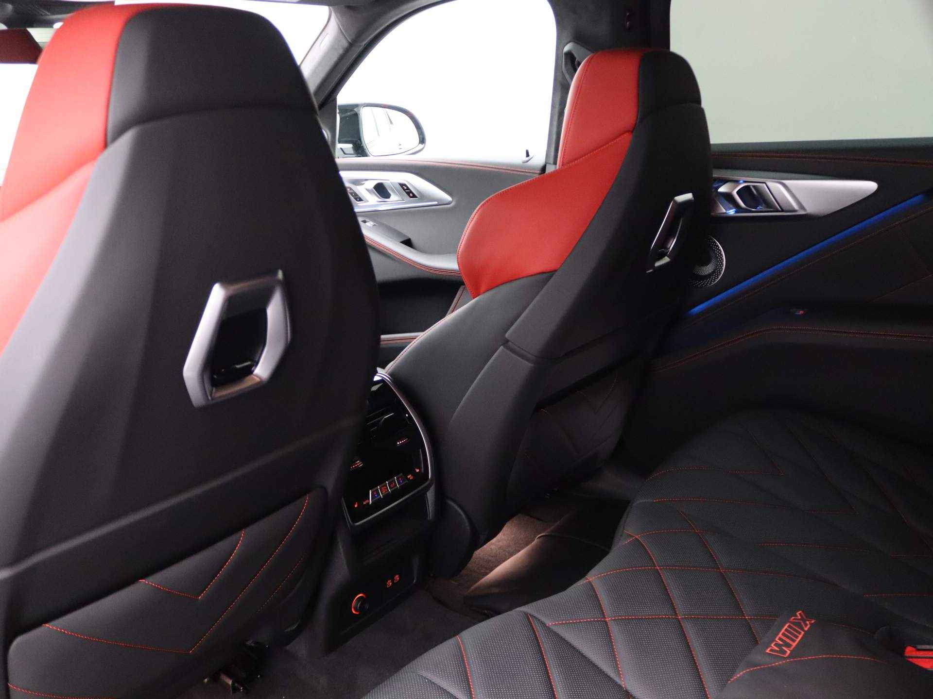 BMW XM PHEV Limited Edition 1/500 Label Red Bowers & Wilkins / M Driver's Pack / M Multifunctionele voorstoelen / 22" - 37/53