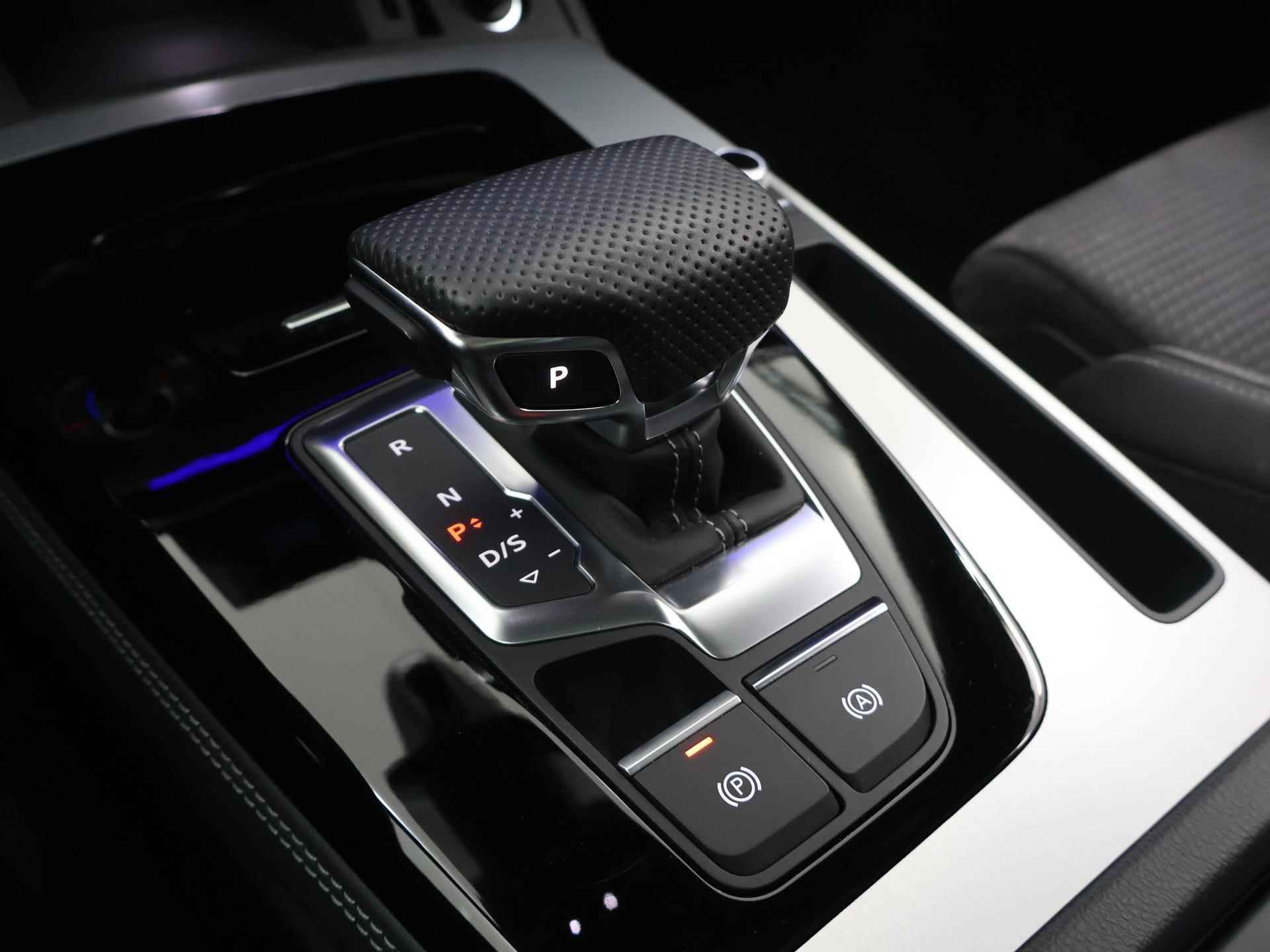 Audi Q5 55 TFSI e Quattro S Line | 367pk | Panoramadak | Matrix LED | Parkeercamera | Sfeerverlichting | Navigatie | Climate Control | Cruise Control | Bluetooth | - 31/54