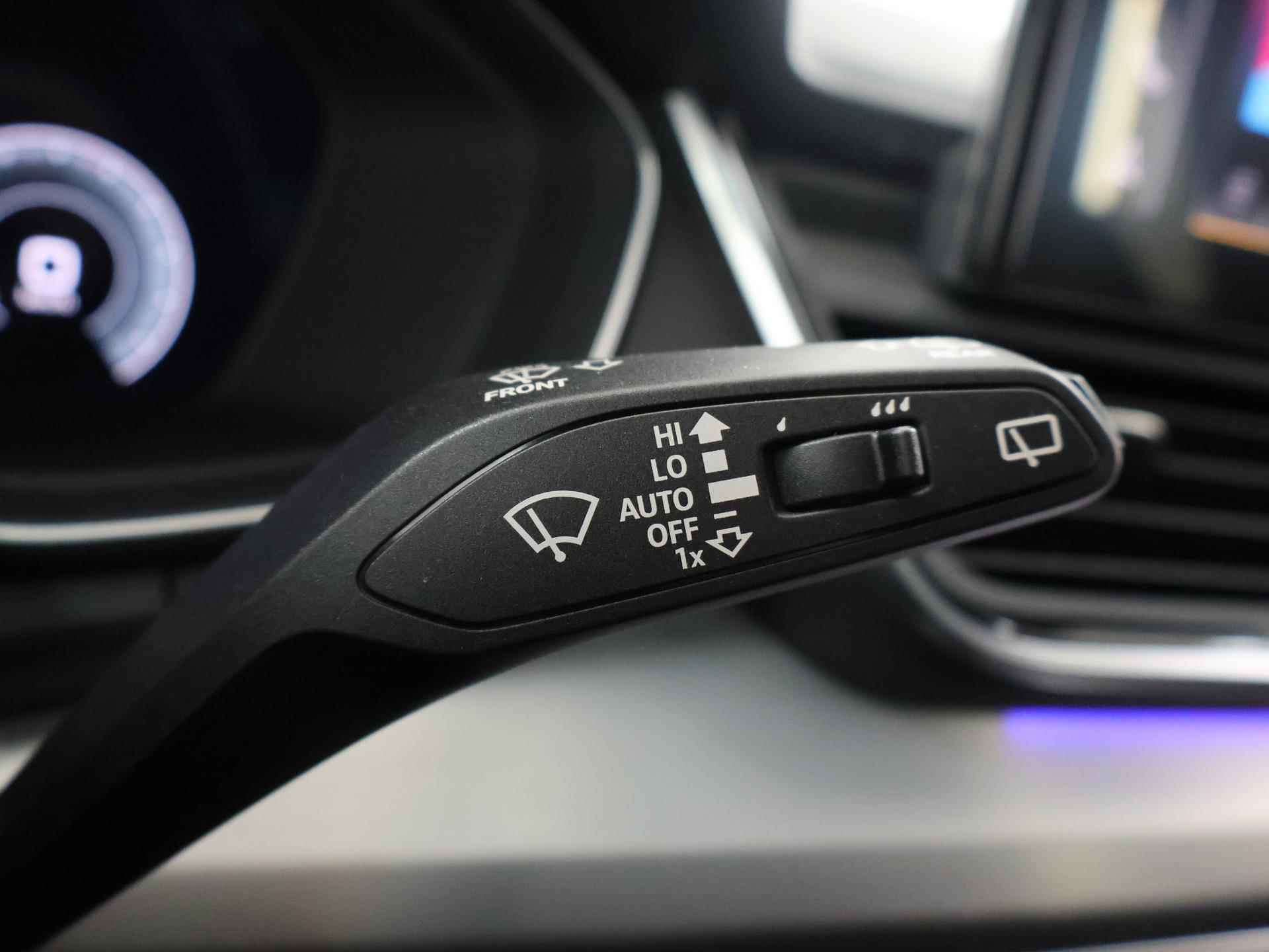 Audi Q5 55 TFSI e Quattro S Line | 367pk | Panoramadak | Matrix LED | Parkeercamera | Sfeerverlichting | Navigatie | Climate Control | Cruise Control | Bluetooth | - 36/54