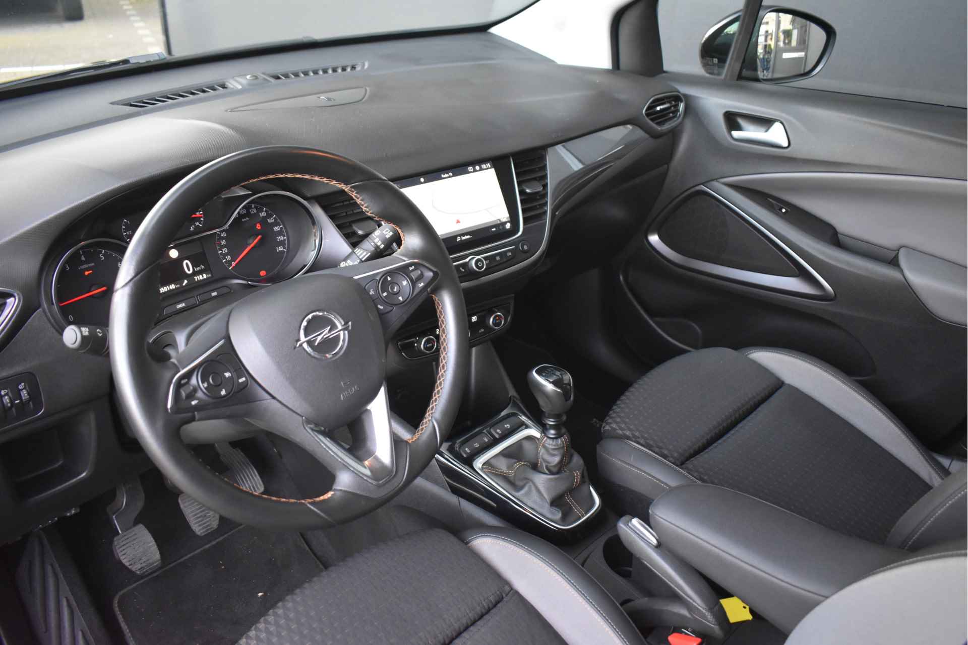 Opel Crossland X 1.2 Turbo Innovation 110pk | Navigatie | AGR Comfortstoelen | Dealeronderhouden | Climate Control | Parkeersensoren | 16" LMV !! - 7/39