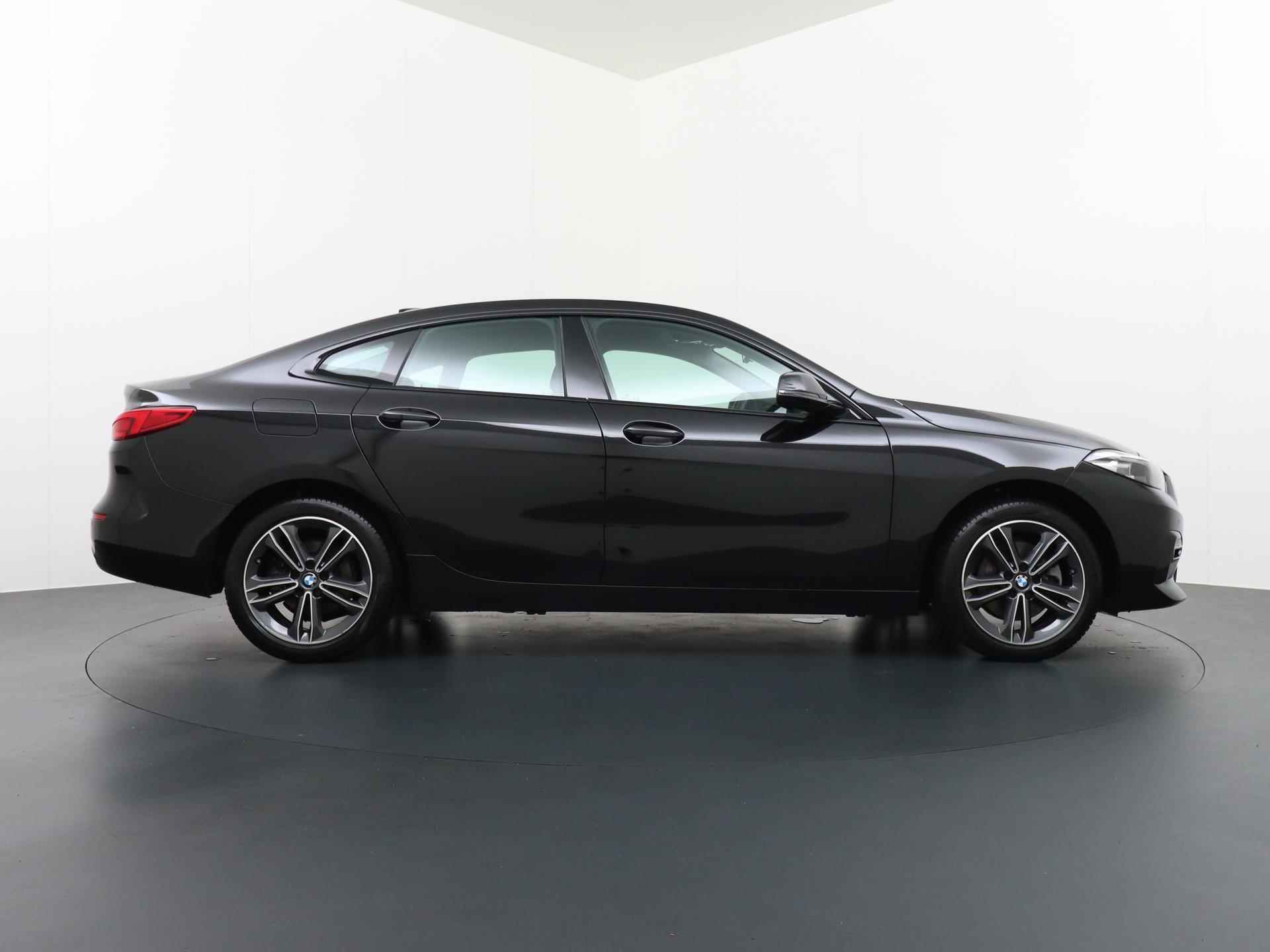 BMW 2-serie Gran Coupé 218i AUTOMAAT SPORT | LEDEREN SPORTSTOELEN +stoelverw. | DEALER ONDERHIOUDEN | CAMERA - 9/45