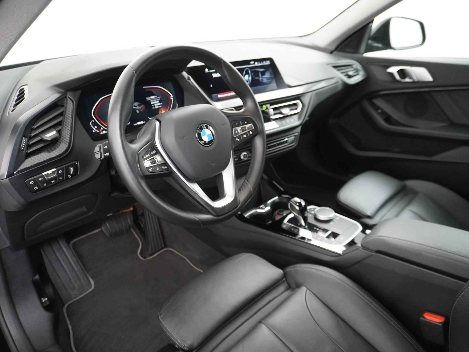 BMW 2-serie Gran Coupé 218i AUTOMAAT SPORT | LEDEREN SPORTSTOELEN +stoelverw. | DEALER ONDERHIOUDEN | CAMERA - 18/45