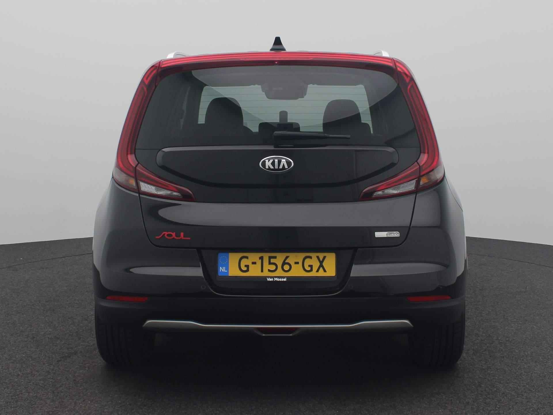 Kia e-Soul ExecutiveLine 64 kWh Automaat | SEPP | Airco | cruise control adaptief met Stop&Go en stuurhulp | Navigatie | Achteruitrijcamera | Leren bekleding | - 6/50