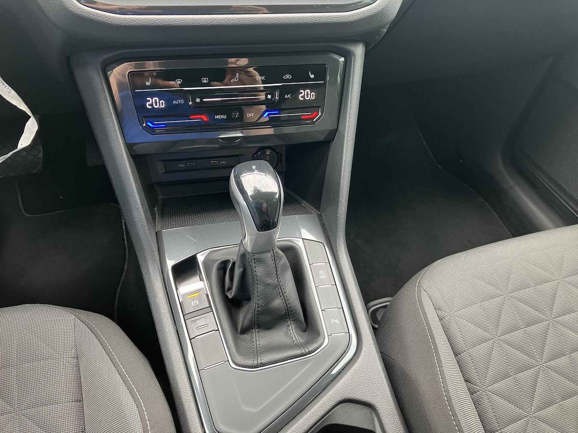 Volkswagen Tiguan TIGUAN 1.5 TIG NAV / ADAP. CC - 8/13