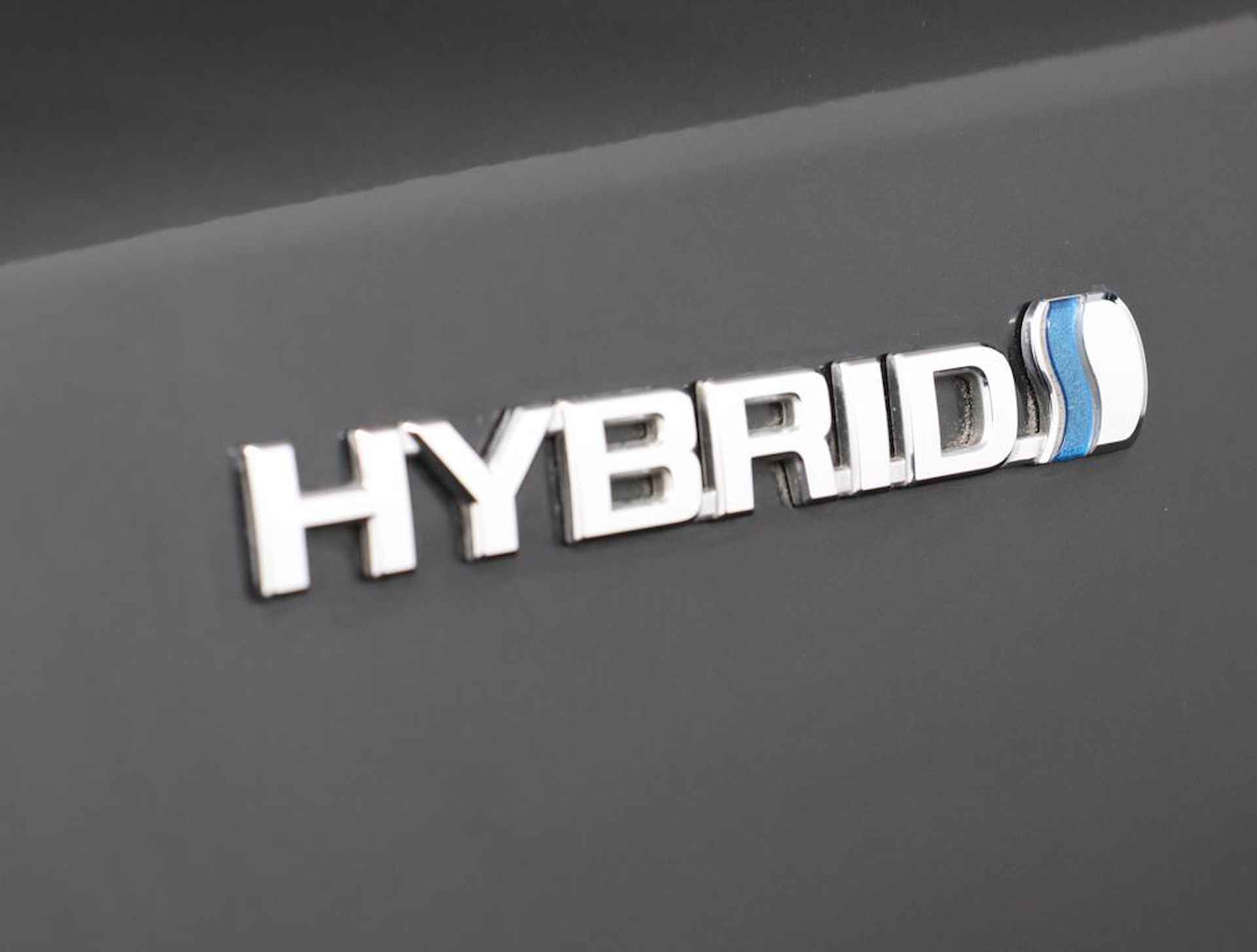 Toyota Corolla Touring Sports 1.8 Hybrid Active | Navigatie | Climate Control | 10 Jaar Garantie! | - 39/49