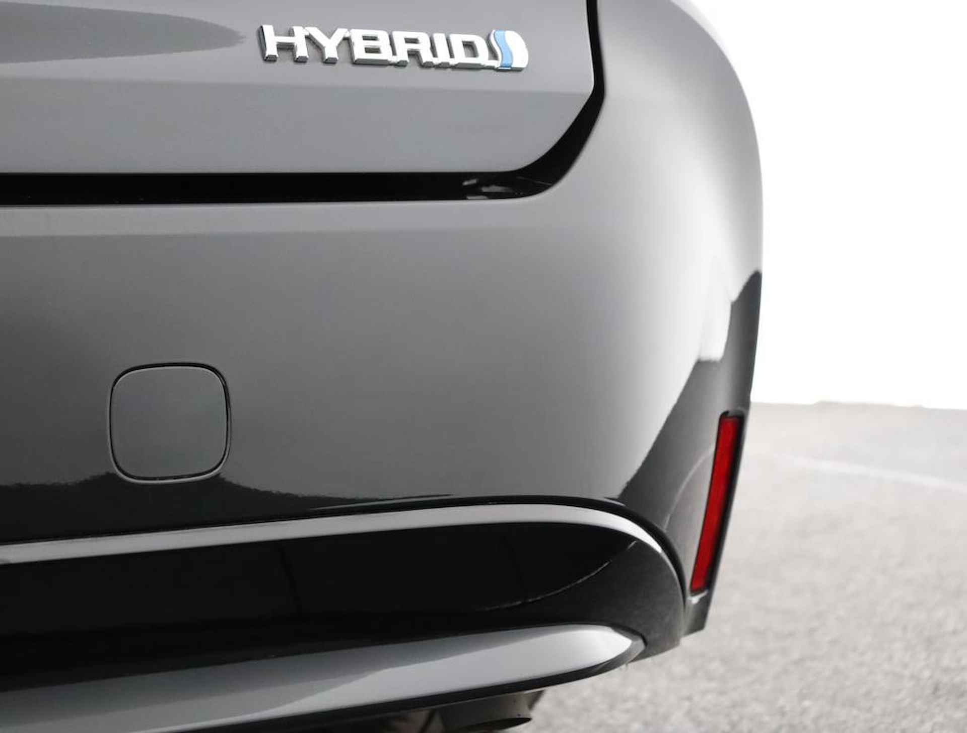 Toyota Corolla Touring Sports 1.8 Hybrid Active | Navigatie | Climate Control | 10 Jaar Garantie! | - 41/49