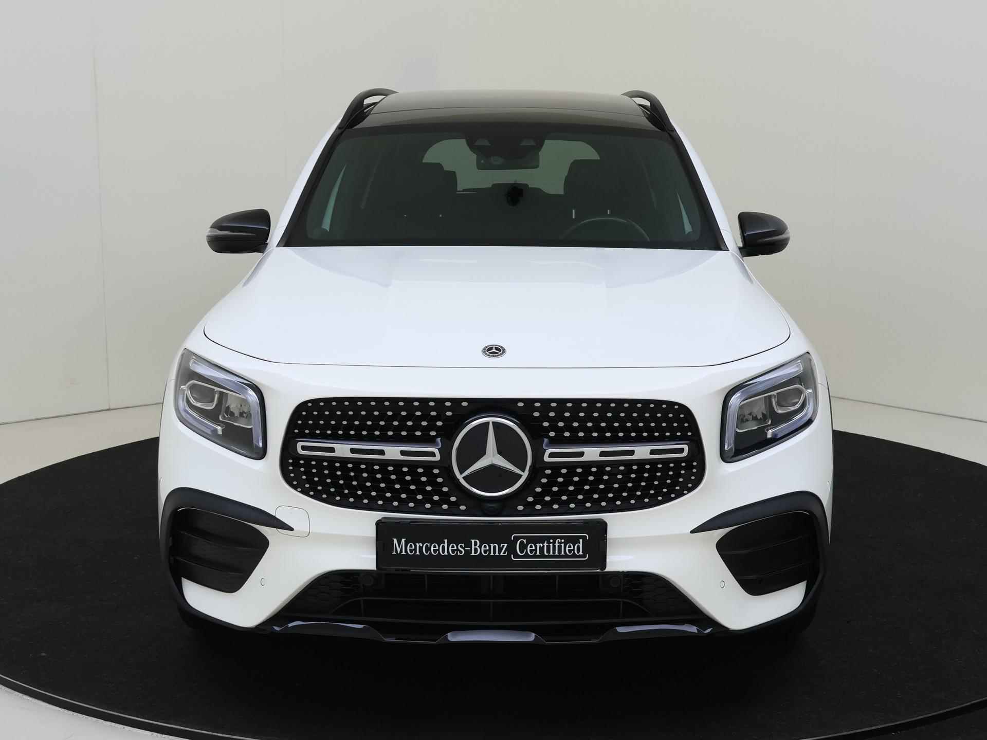 Mercedes-Benz GLB 200 Premium Plus  Pano / Night pakket / parkeer Camera / Elektr. Kofferklep / - 2/34