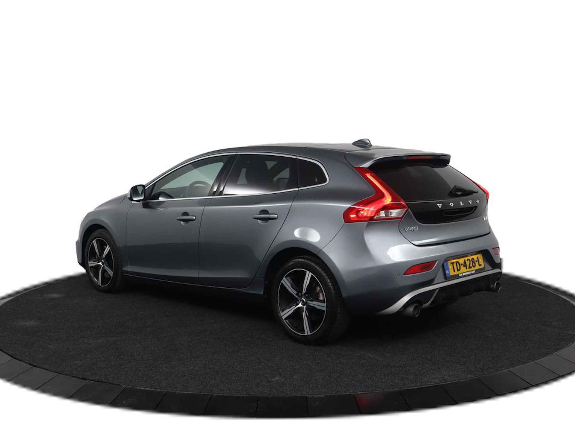 Volvo V40 T4 Business Sport | Panoramadak | Standkachel | Parkeercamera | Parkeersensoren V+A | Stoelverwarming | DAB+ | Getint Glas | Key - 11/45