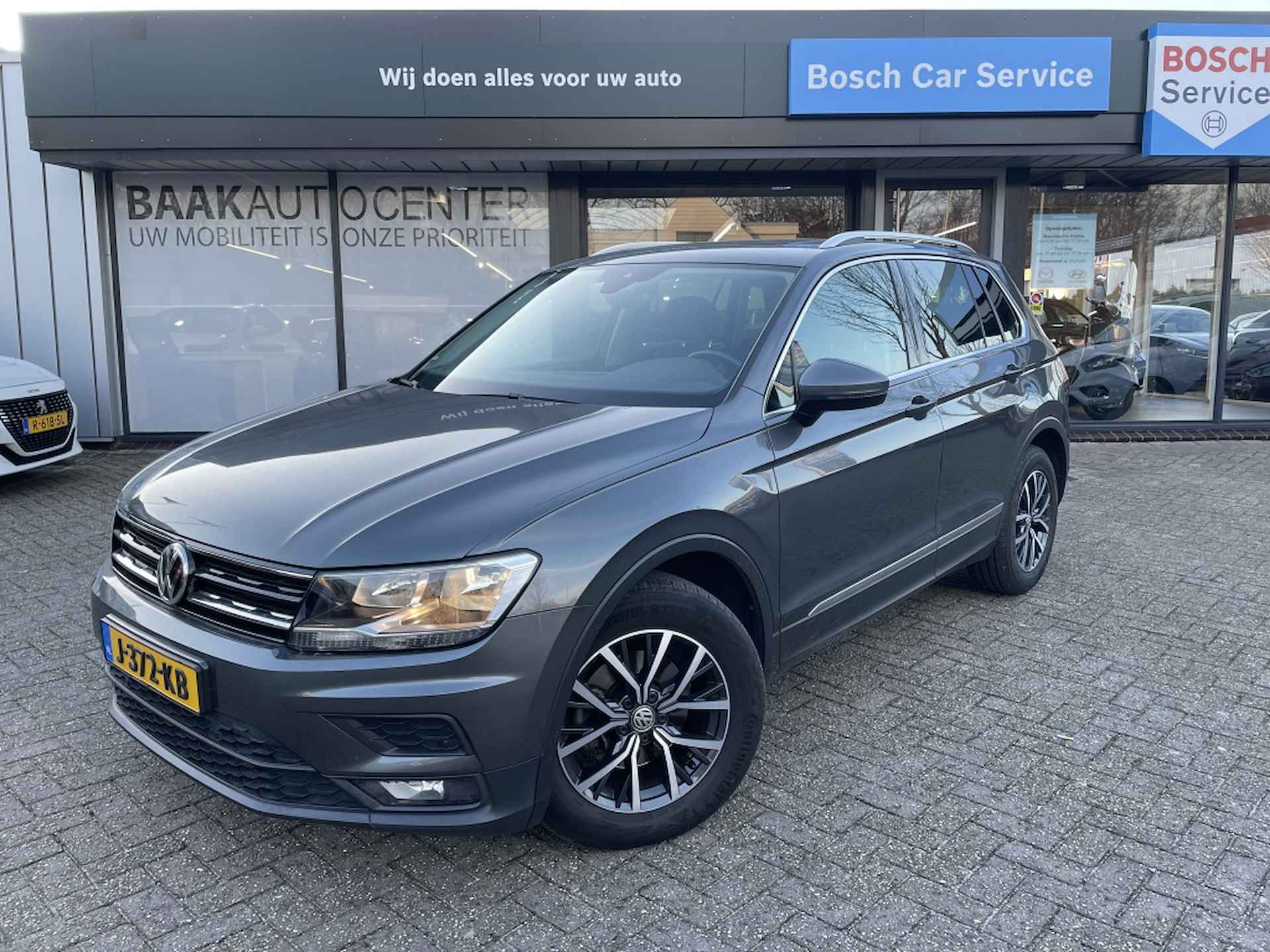 Volkswagen Tiguan 1.5 TSI ACT CL Bns | Pano | Carplay | Massagestoel | Advance Pac