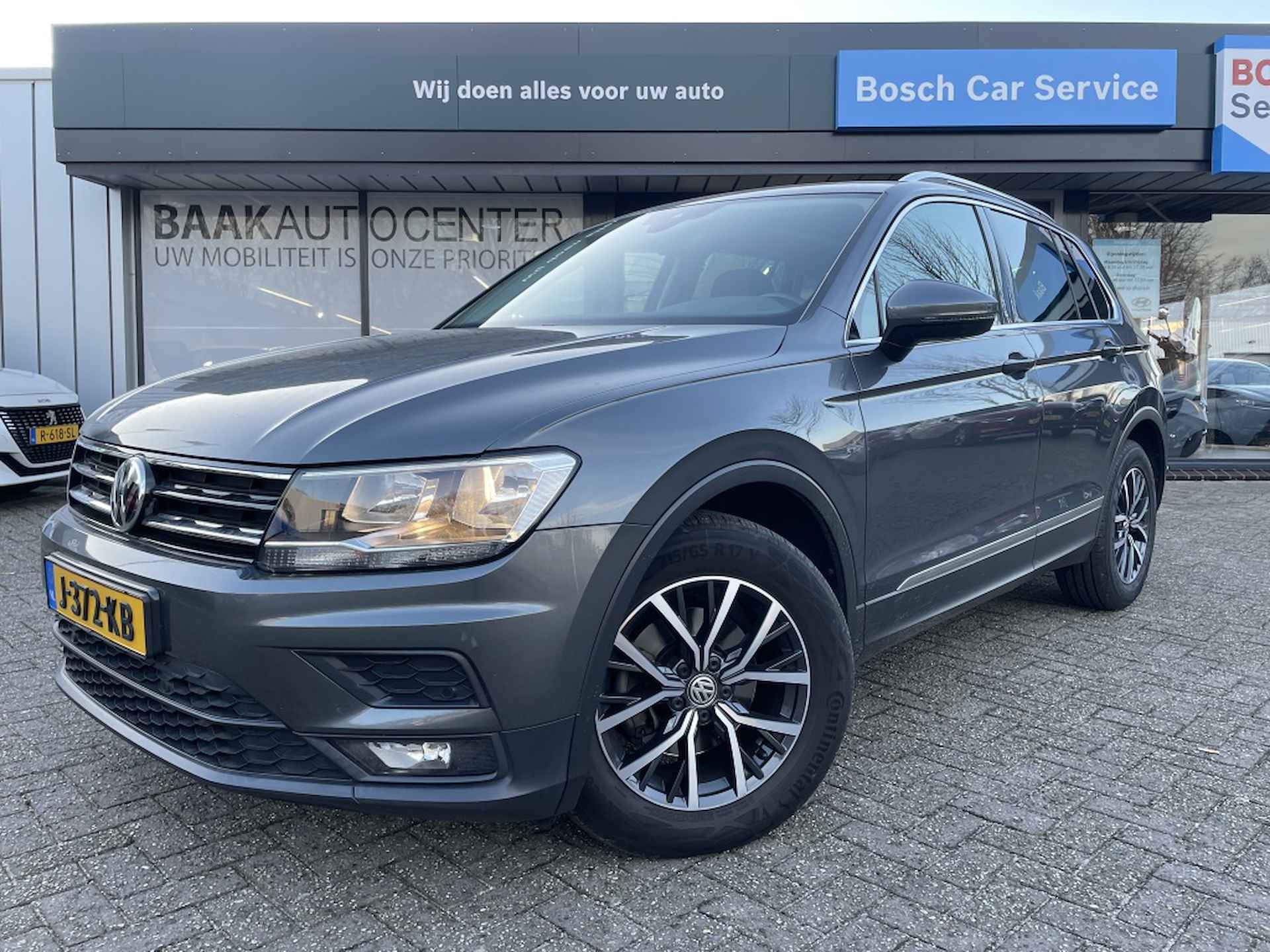 Volkswagen Tiguan 1.5 TSI ACT CL Bns | Pano | Carplay | Massagestoel | Advance Pac - 2/28