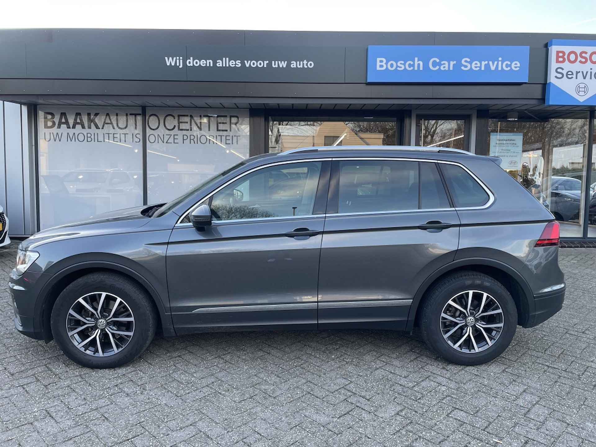 Volkswagen Tiguan 1.5 TSI ACT CL Bns | Pano | Carplay | Massagestoel | Advance Pac - 3/28