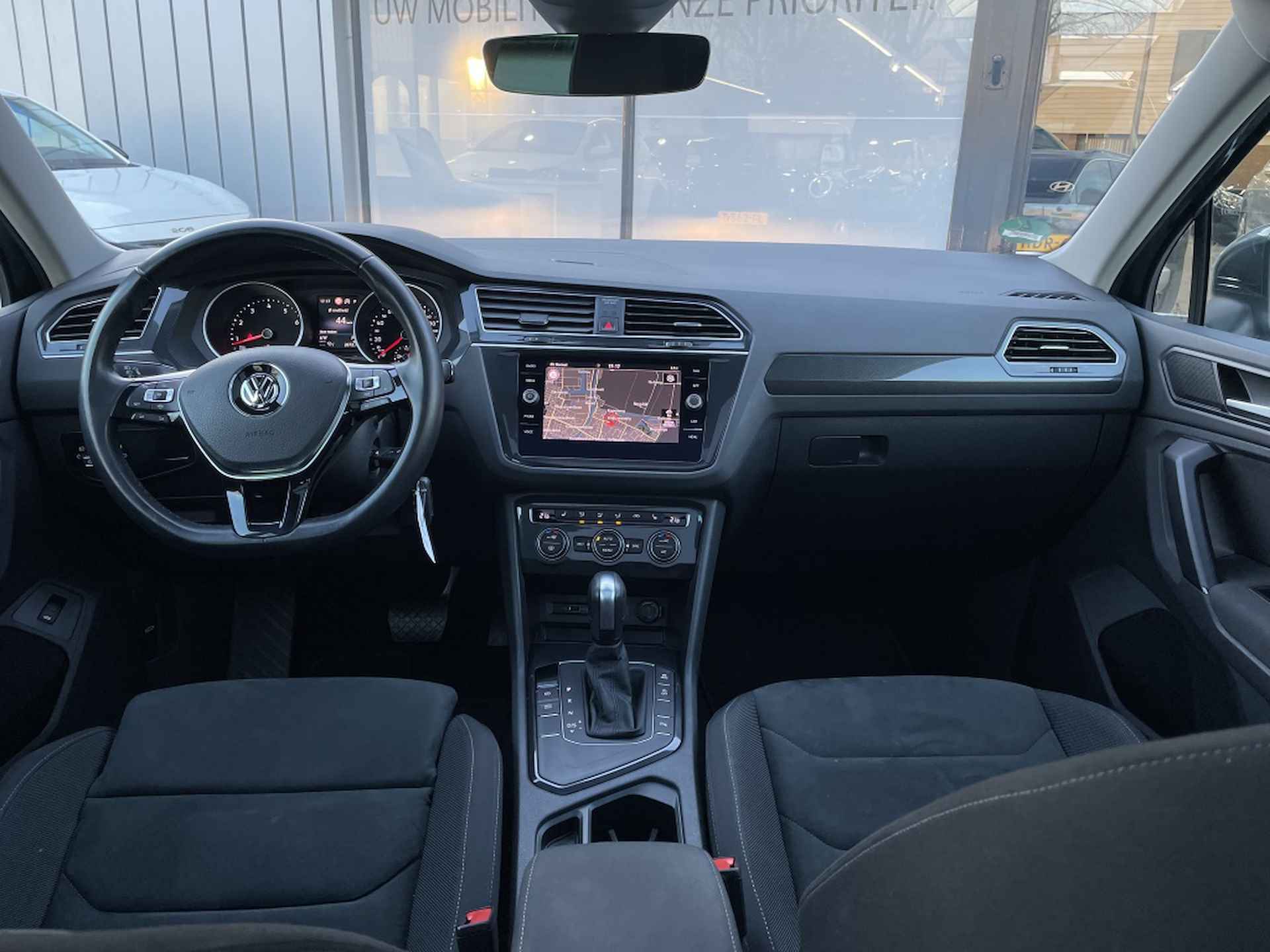 Volkswagen Tiguan 1.5 TSI ACT CL Bns | Pano | Carplay | Massagestoel | Advance Pac - 11/28