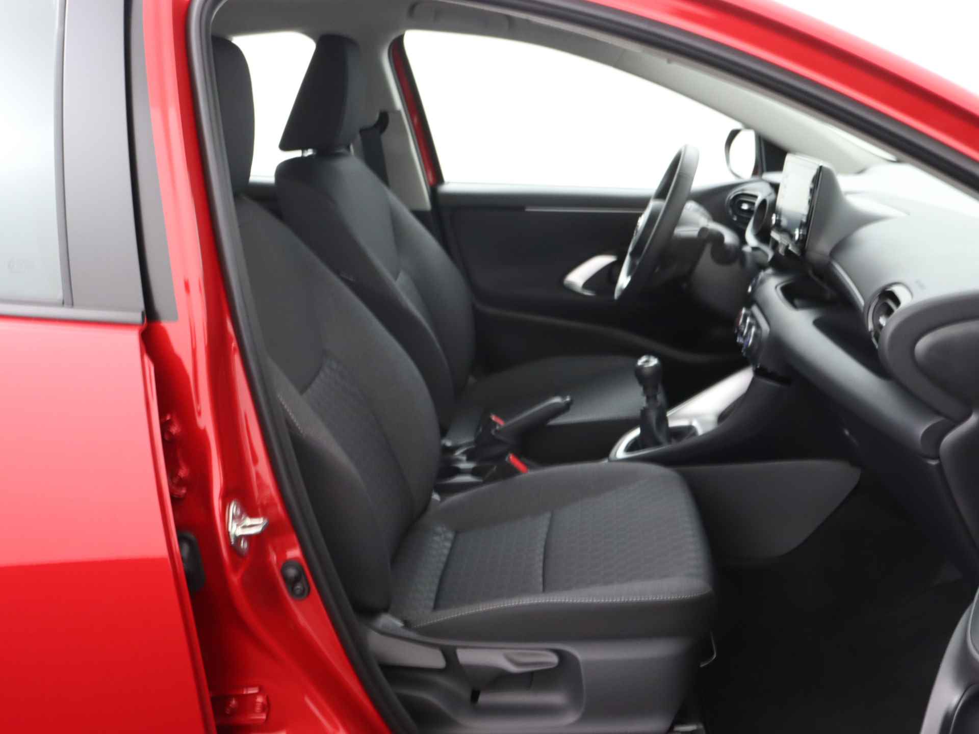 Toyota Yaris 1.5 VVT-i Dynamic | Adaptief cruise Controle | Apple CarPlay / Android auto - 26/37