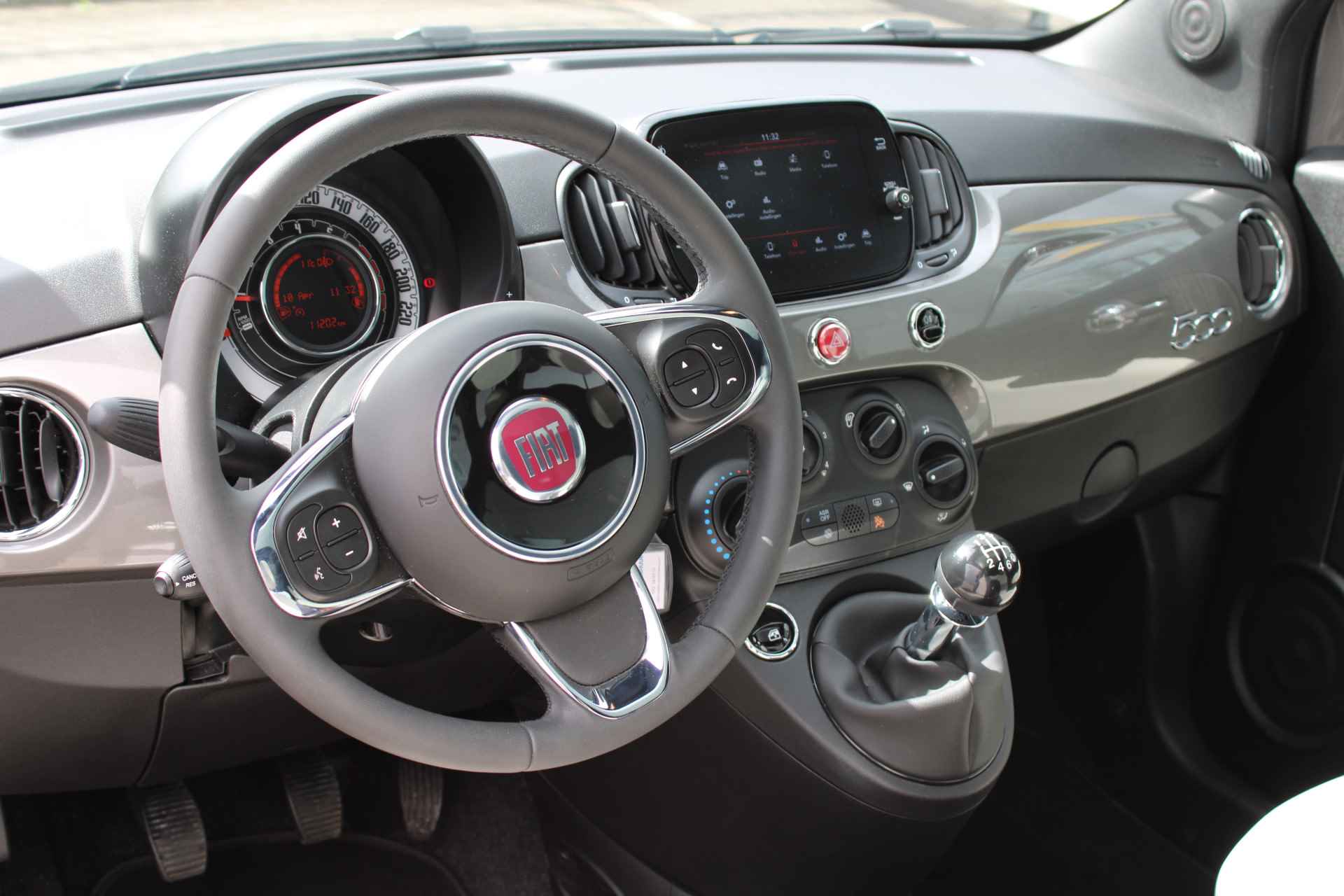 Fiat 500 1.0 Hybrid Dolcevita | AIRCO | CRUISE | PANO | CARPLAY | - 18/41