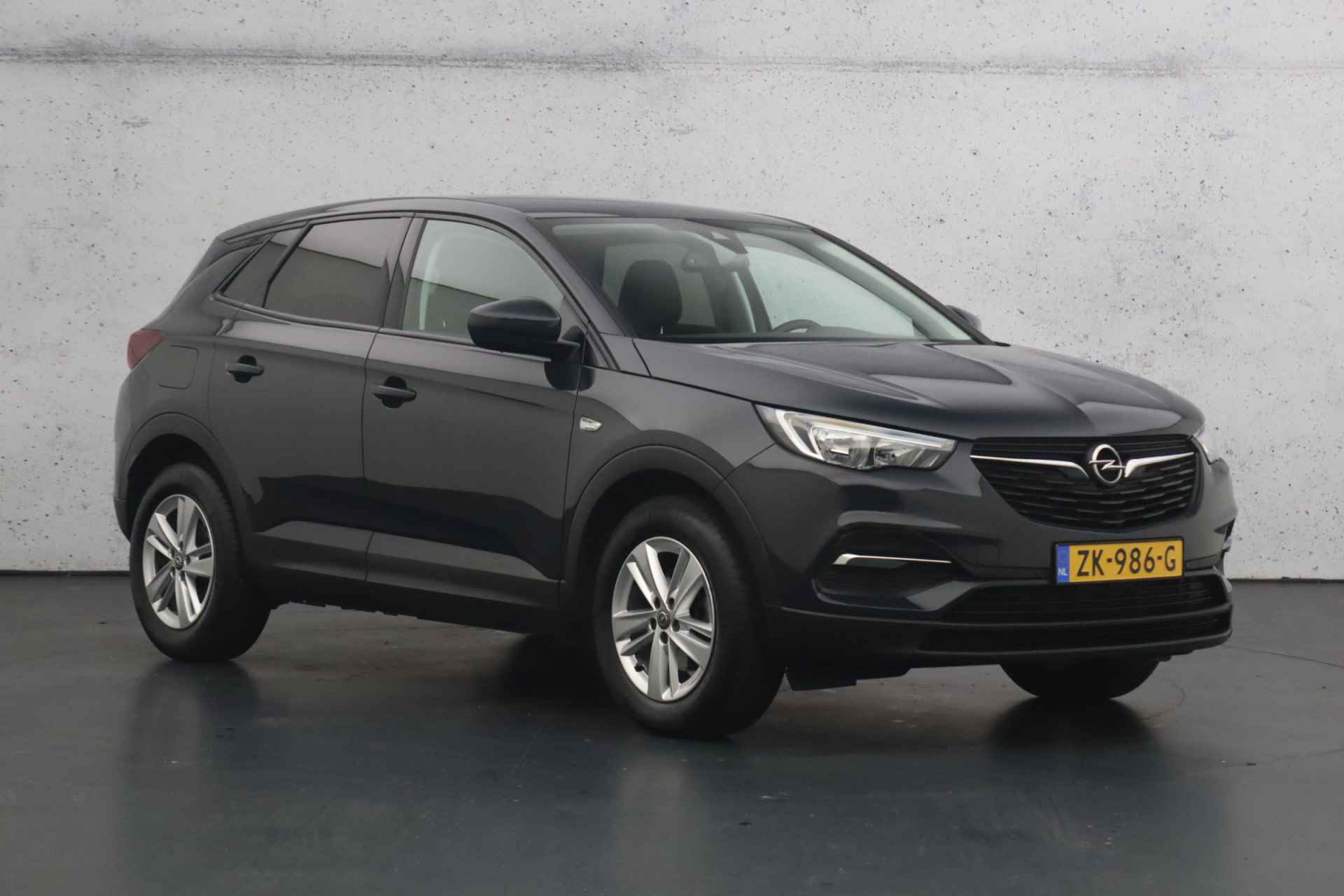 Opel Grandland - X 1.2 Turbo Business + | Camera | Parkeersensoren | Apple carplay | Airconditioning | Cruise control - 26/32