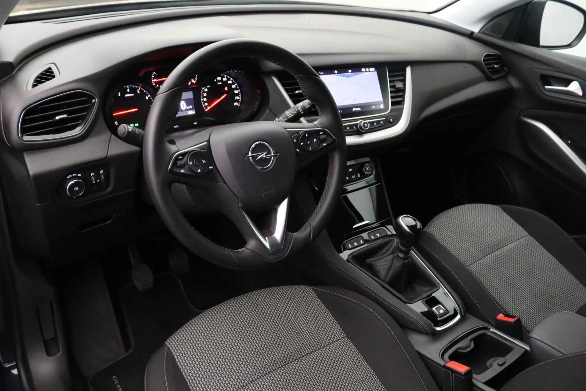 Opel Grandland - X 1.2 Turbo Business + | Camera | Parkeersensoren | Apple carplay | Airconditioning | Cruise control - 27/32