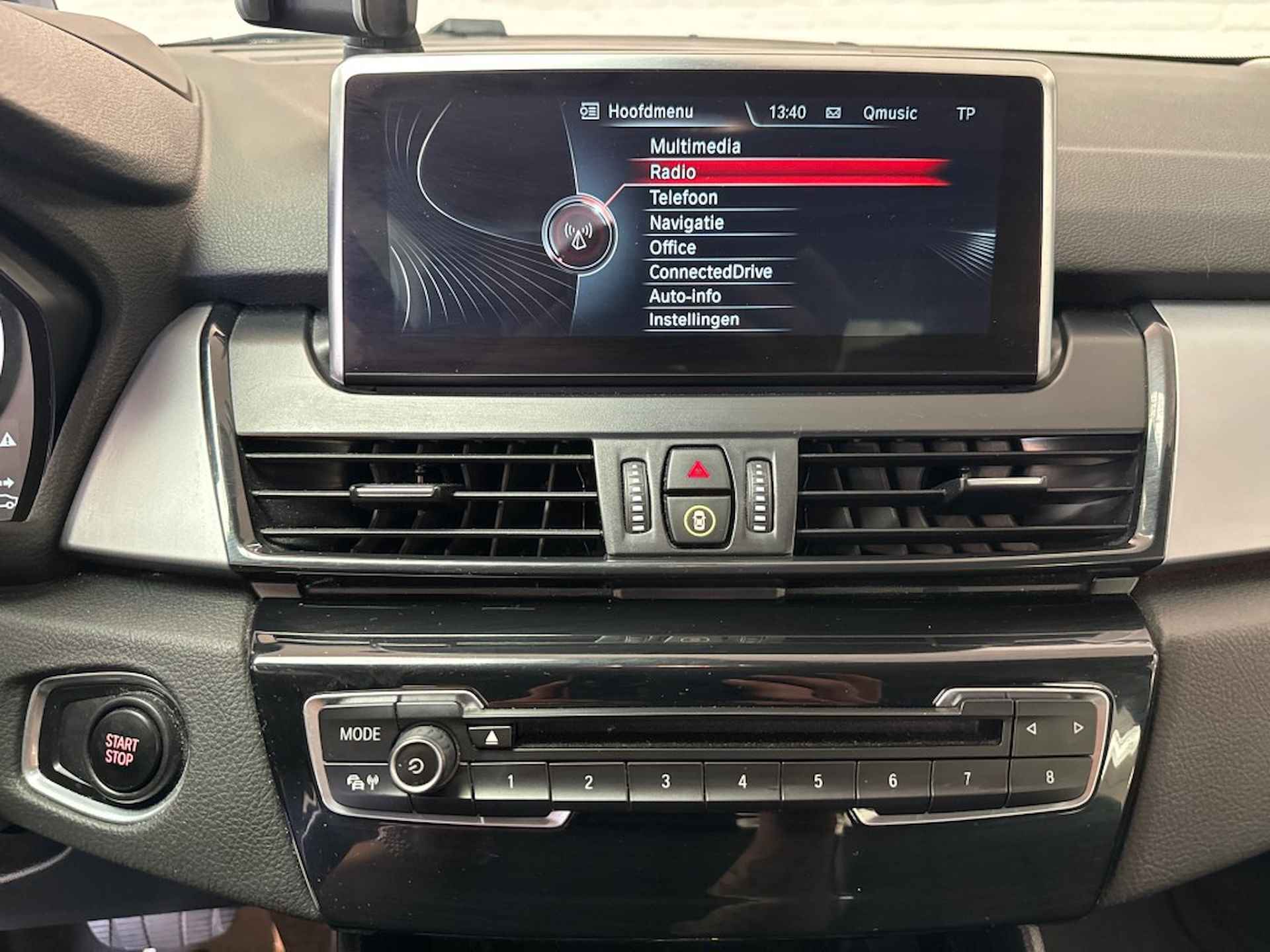 BMW 2-serie Active Tourer 225xe iPerformance Exec NAP Head-up Navi Led Incl 12Mnd Garantie - 17/21