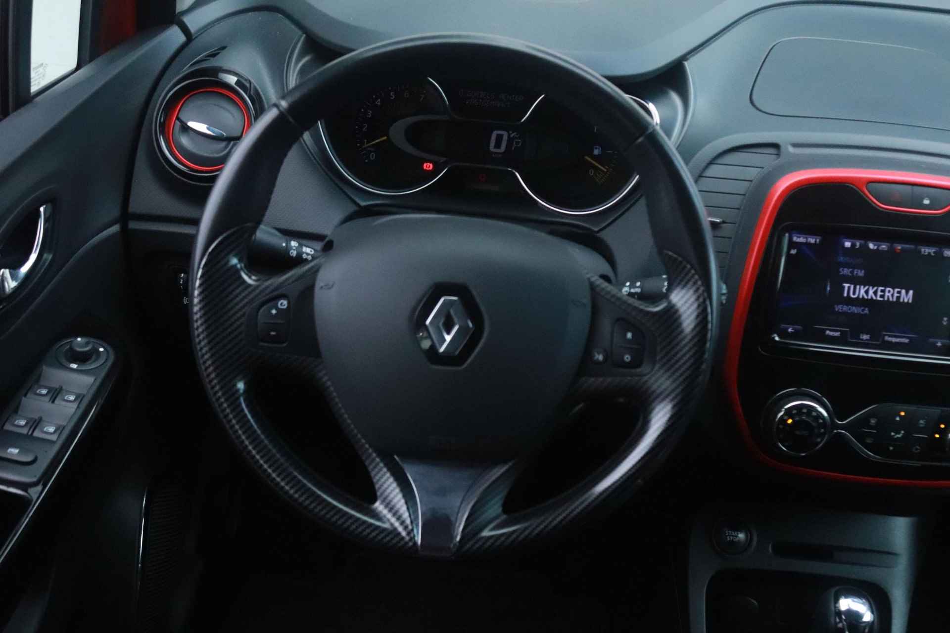 Renault Captur 1.2 TCe 120 EDC Helly Hansen | Automaat | Hoge Instap | Clima | Dealer Onderhouden | Nieuwe Distr. Ketting | P. Sensoren! - 27/46