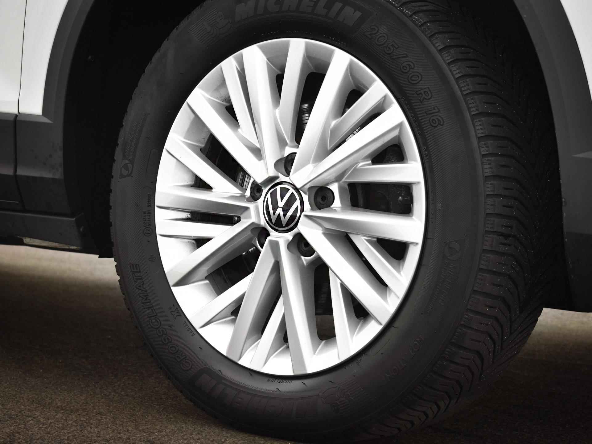 Volkswagen T-Roc 1.5 TSI 150pk DSG Style | Apple Car Play | Keyless | Camera | Navigatie | ACC | Elek. Achterklep | Climatronic | Stuur- & Stoelverwarming | 12 maanden BOVAG Garantie - 17/27