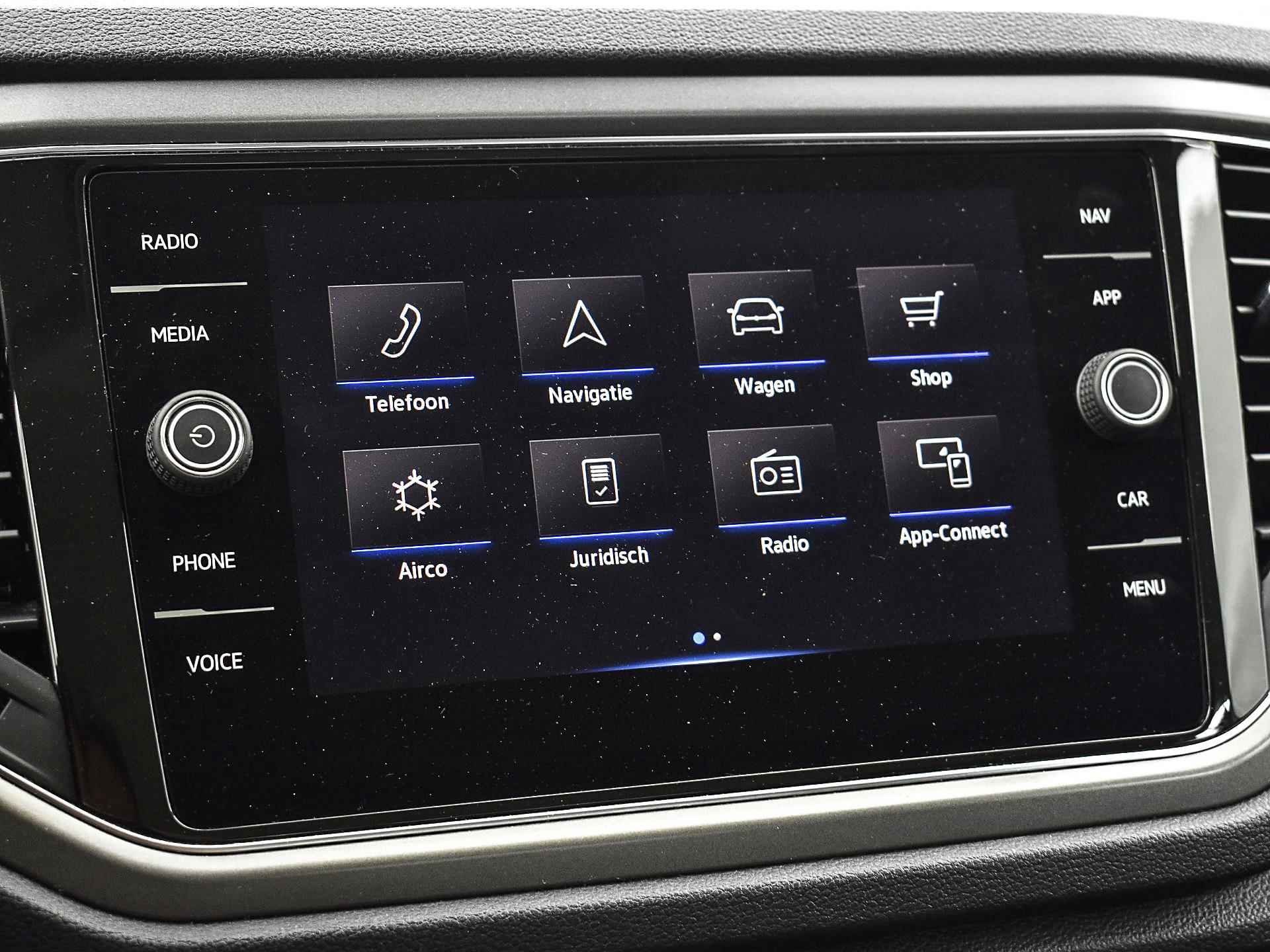 Volkswagen T-Roc 1.5 TSI 150pk DSG Style | Apple Car Play | Keyless | Camera | Navigatie | ACC | Elek. Achterklep | Climatronic | Stuur- & Stoelverwarming | 12 maanden BOVAG Garantie - 24/27