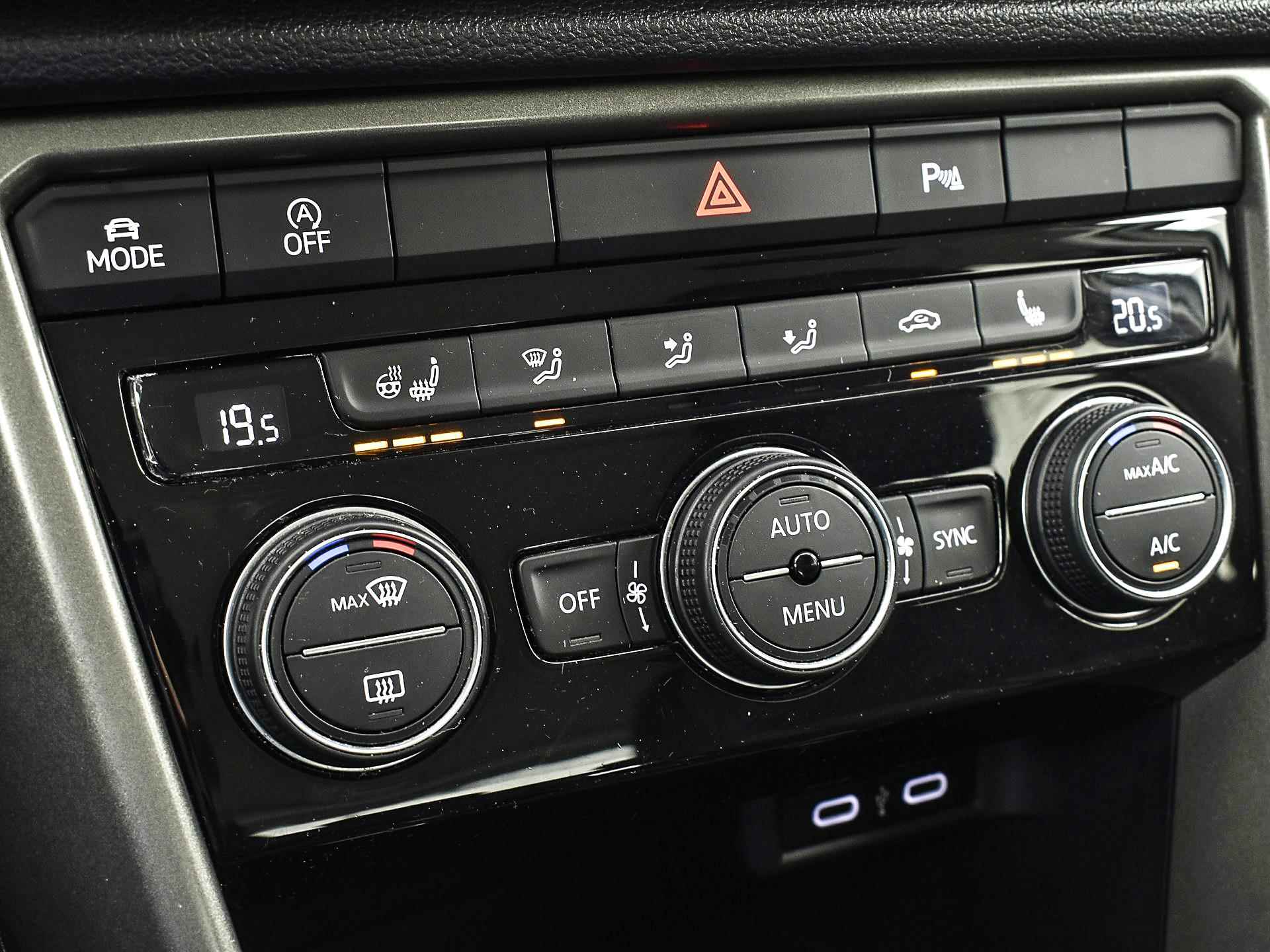 Volkswagen T-Roc 1.5 TSI 150pk DSG Style | Apple Car Play | Keyless | Camera | Navigatie | ACC | Elek. Achterklep | Climatronic | Stuur- & Stoelverwarming | 12 maanden BOVAG Garantie - 27/27