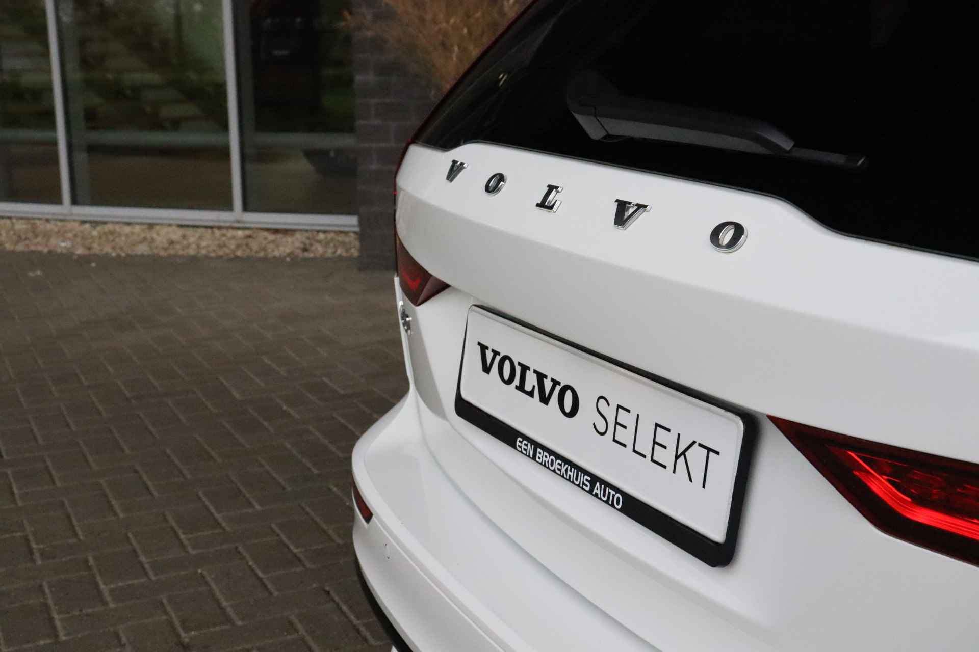Volvo V60 T6 AWD Recharge R-Design | 360° Camera | Harman Kardon | Head-Up Display | Stoelventilatie | Schuifdak | Stoel en Stuurwielverwa - 65/69