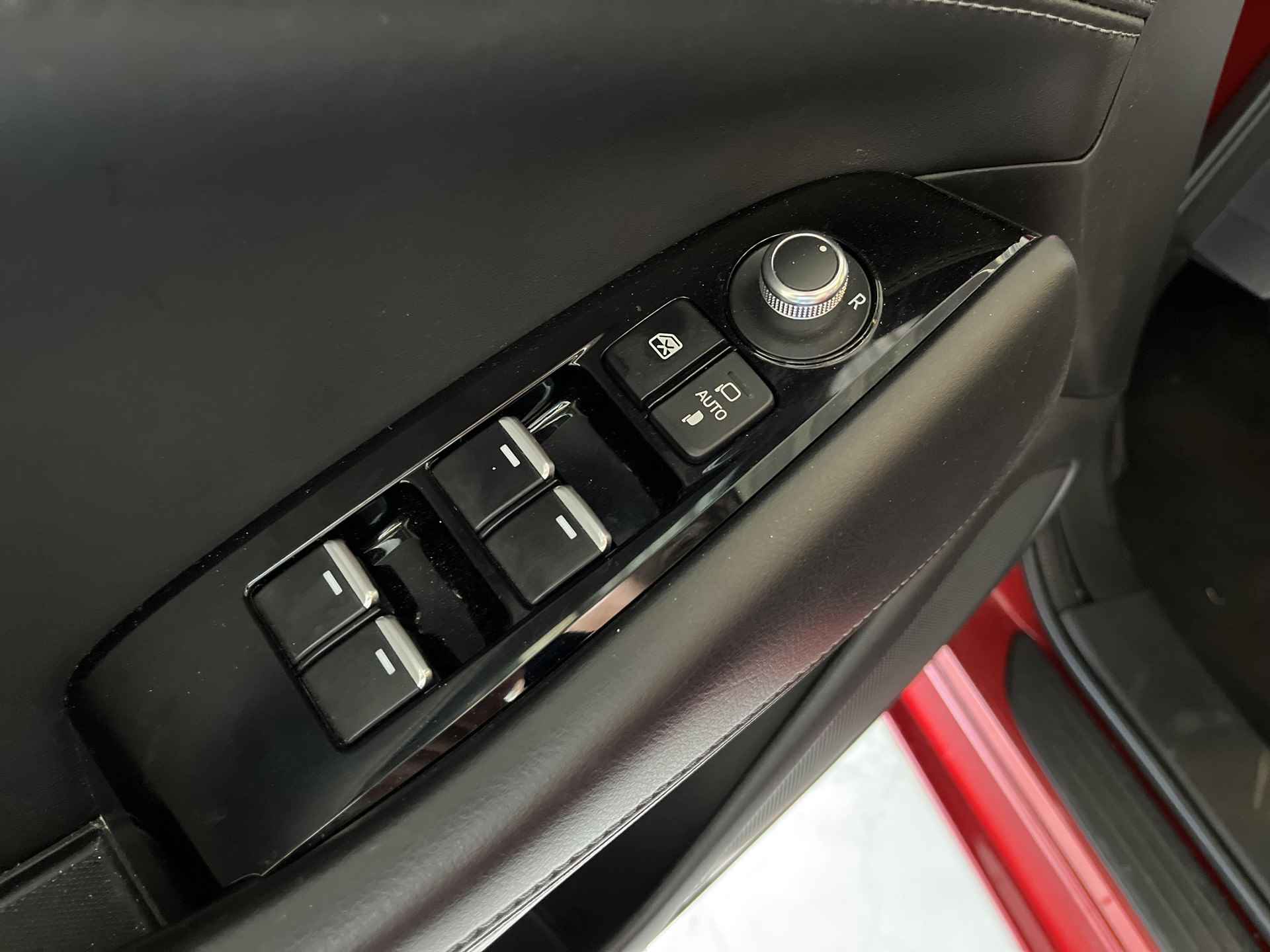 Mazda 6 Sportbreak 2.0 SkyActiv-G 165 Business Automaat | Navigatie | Achteruitrijcamera - 12/31