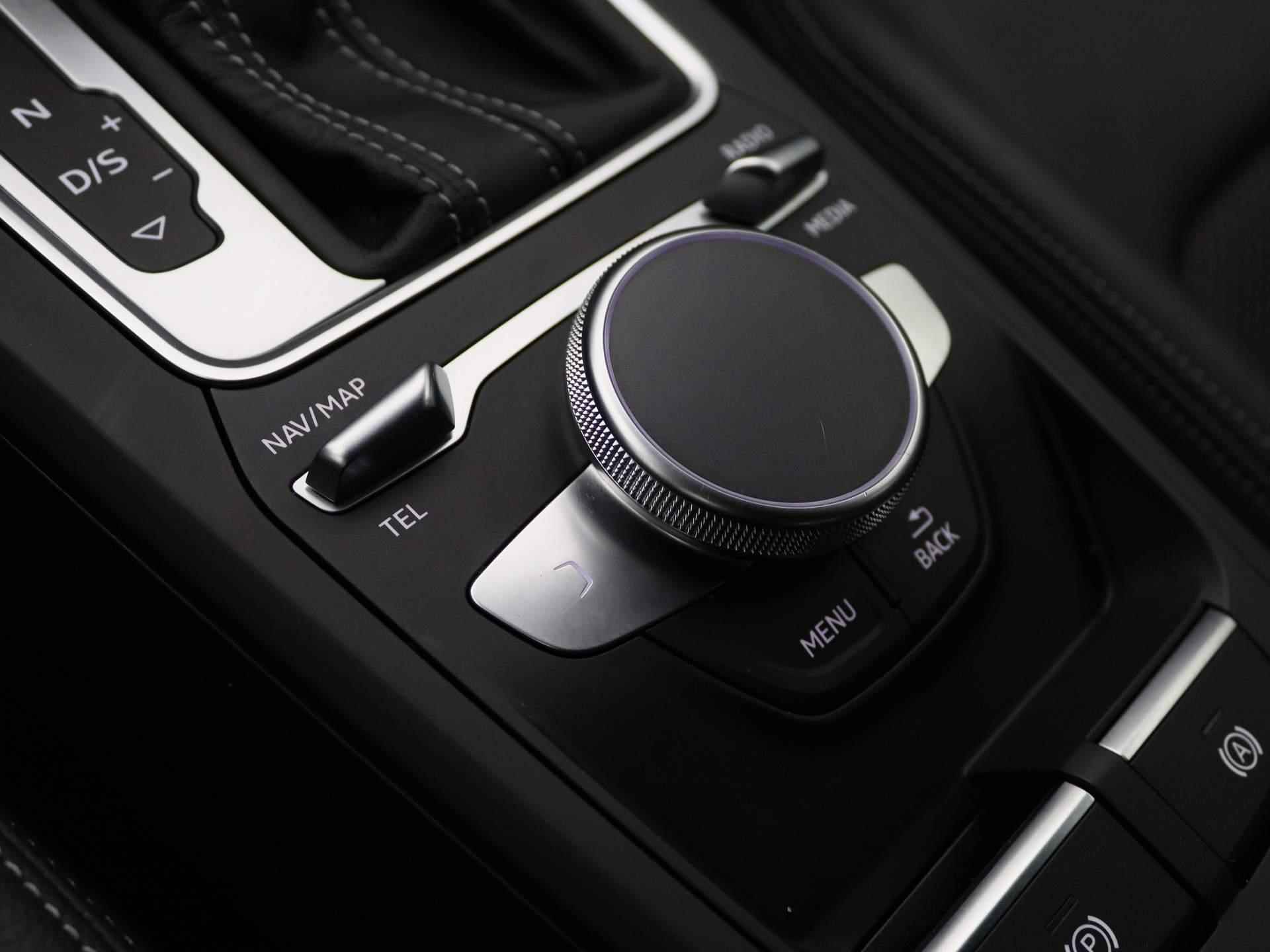 Audi Q2 35 TFSI S Edition 150 PK | Automaat | S-line exterieur | S-line interieur | Half-Leder | Navigatie | Camera | Climate Control | Stoelverwarming | Cruise control | LED | Apple Carplay | Android Auto | Parkeersensoren | - 24/46