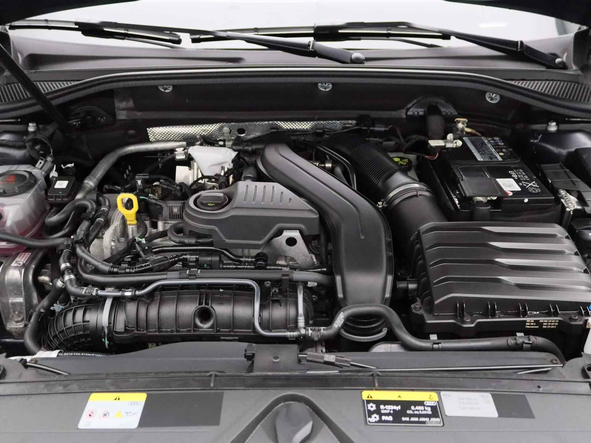 Audi Q2 35 TFSI S Edition 150 PK | Automaat | S-line exterieur | S-line interieur | Half-Leder | Navigatie | Camera | Climate Control | Stoelverwarming | Cruise control | LED | Apple Carplay | Android Auto | Parkeersensoren | - 42/46