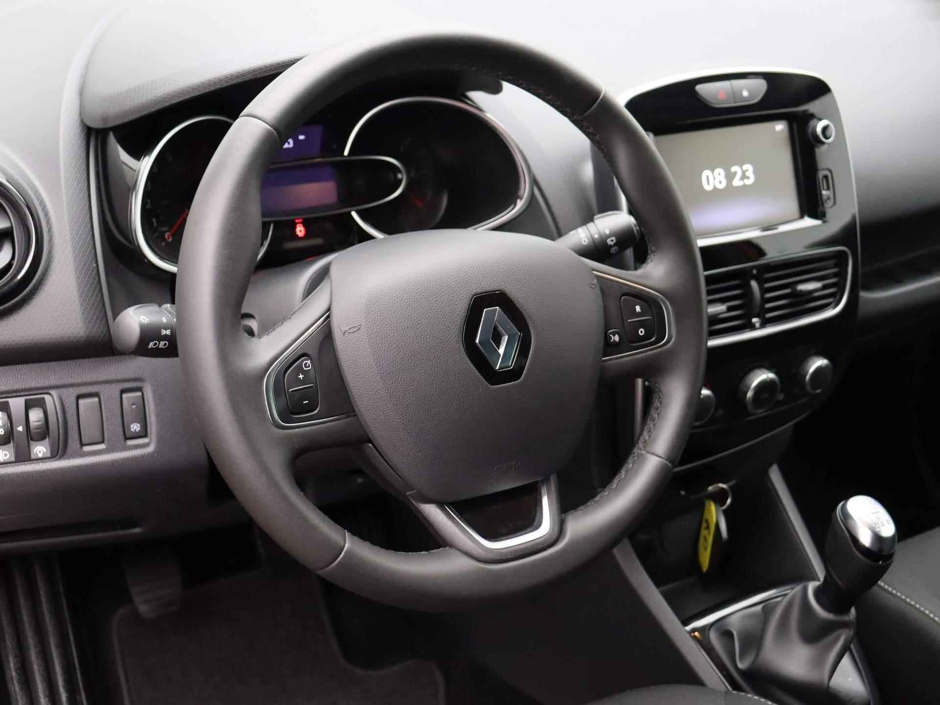 Renault Clio 0.9 TCe Limited | Slechts 42338 km | Trekhaak | - 17/47