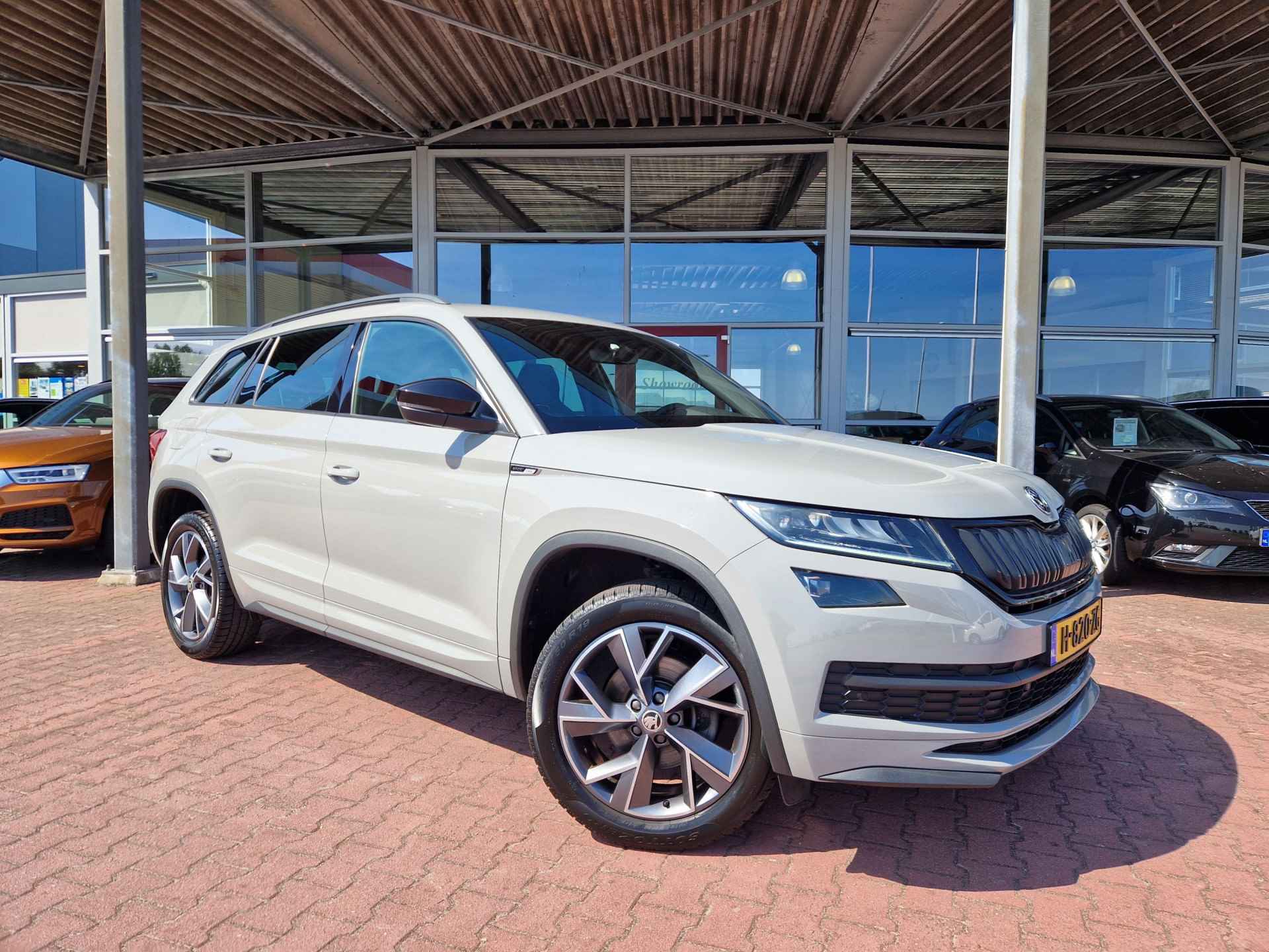 Škoda Kodiaq 1.5 TSI Sportline Business 12 MND BOVAG GAR. | NAVI | AIRCO | LMV 19" | CAMERA | PDC V+A | CR. CONTR. - 3/49