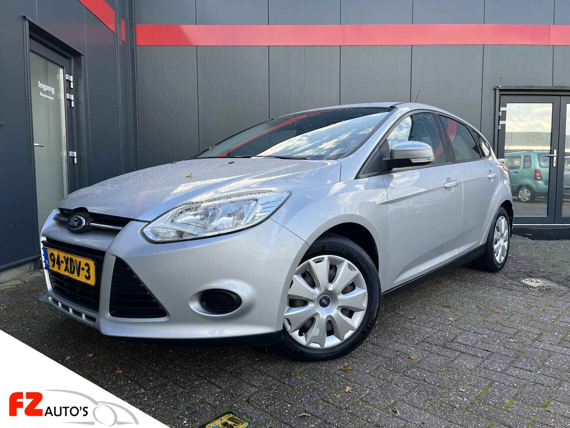 Ford Focus 1.0 EcoBoost Lease Trend | 5DRS | Metallic | - 4/28