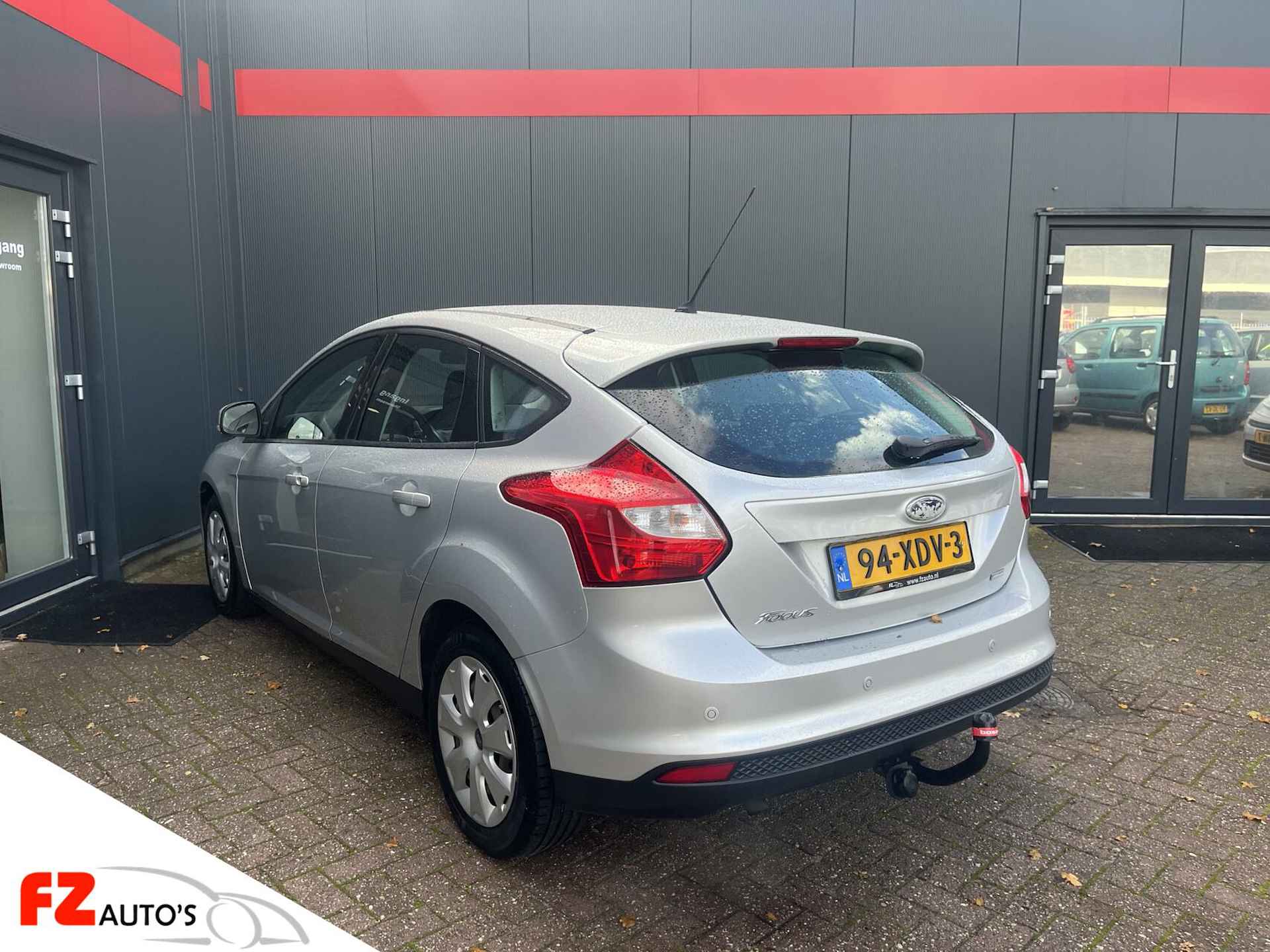 Ford Focus 1.0 EcoBoost Lease Trend | 5DRS | Metallic | - 26/28