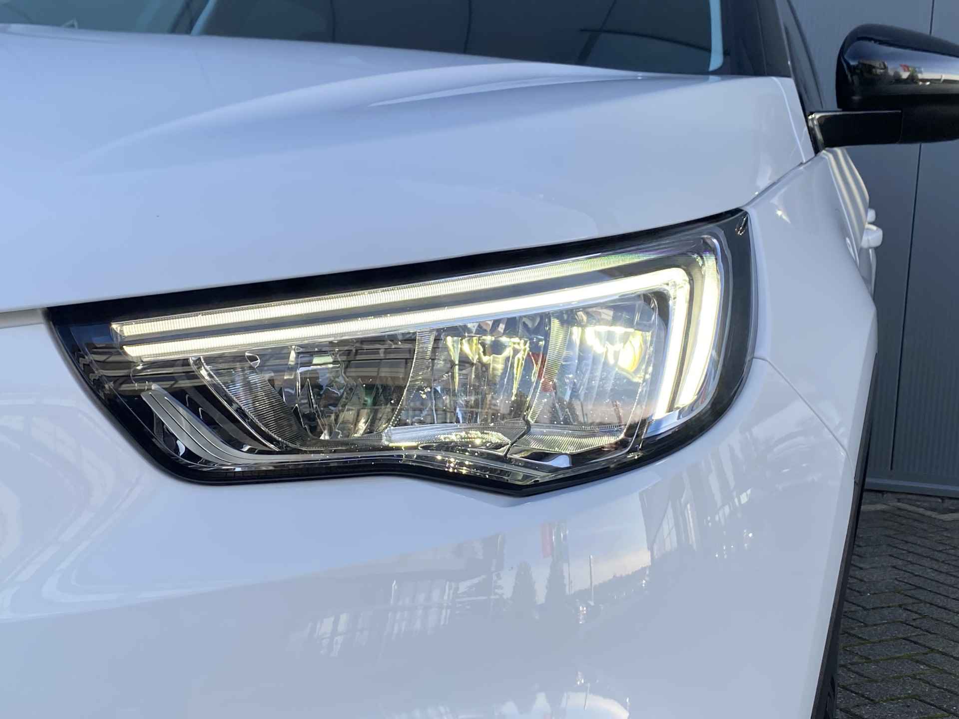 Opel Grandland X 1.2 Turbo 130pk Business Executive | Leder | Carplay | Camera | Climate | Keyless | Navigatie | Elek. Klep | Afn. Trekhaak | Dod - 14/37