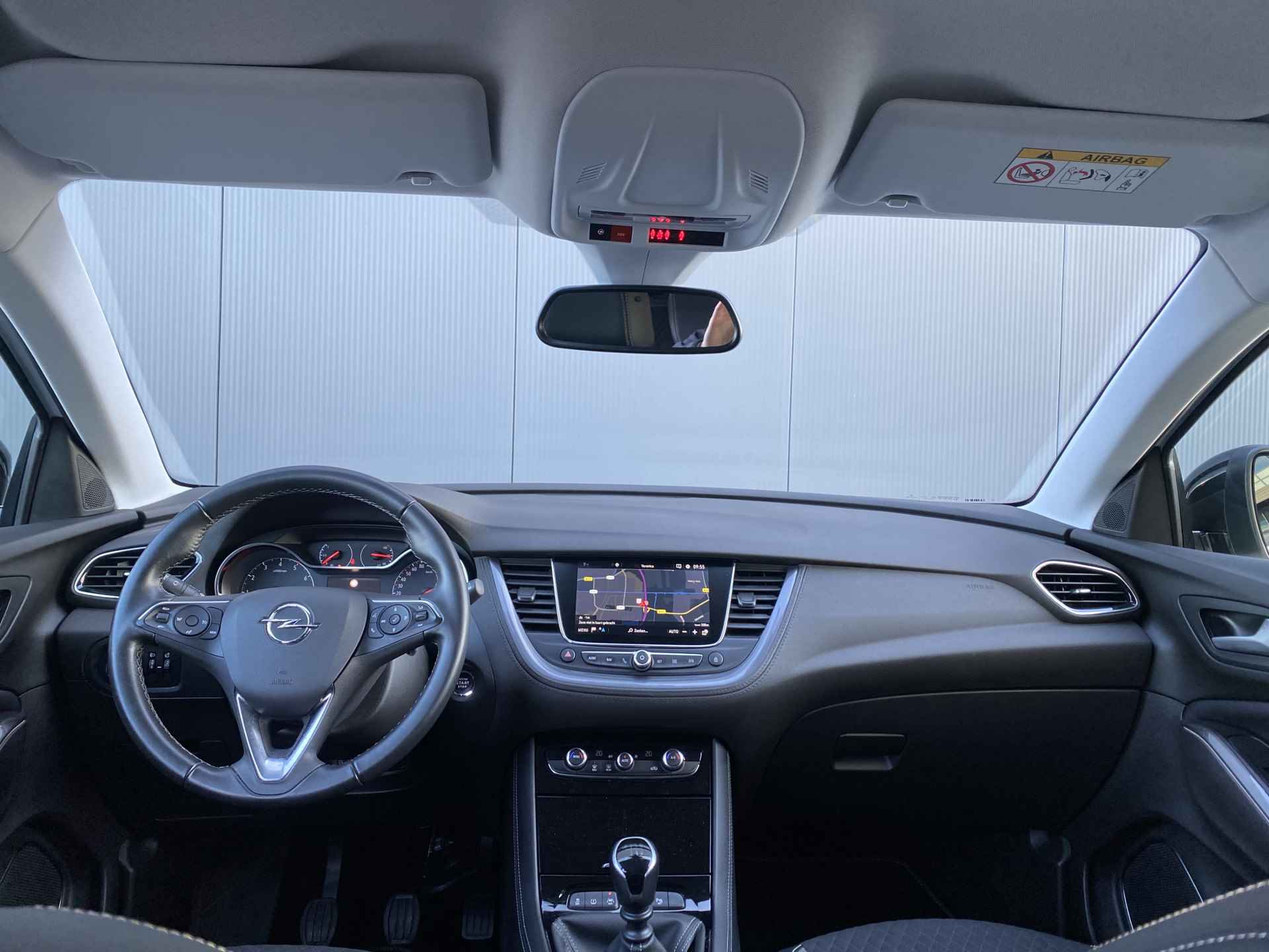 Opel Grandland X 1.2 Turbo 130pk Business Executive | Leder | Carplay | Camera | Climate | Keyless | Navigatie | Elek. Klep | Afn. Trekhaak | Dod - 29/37