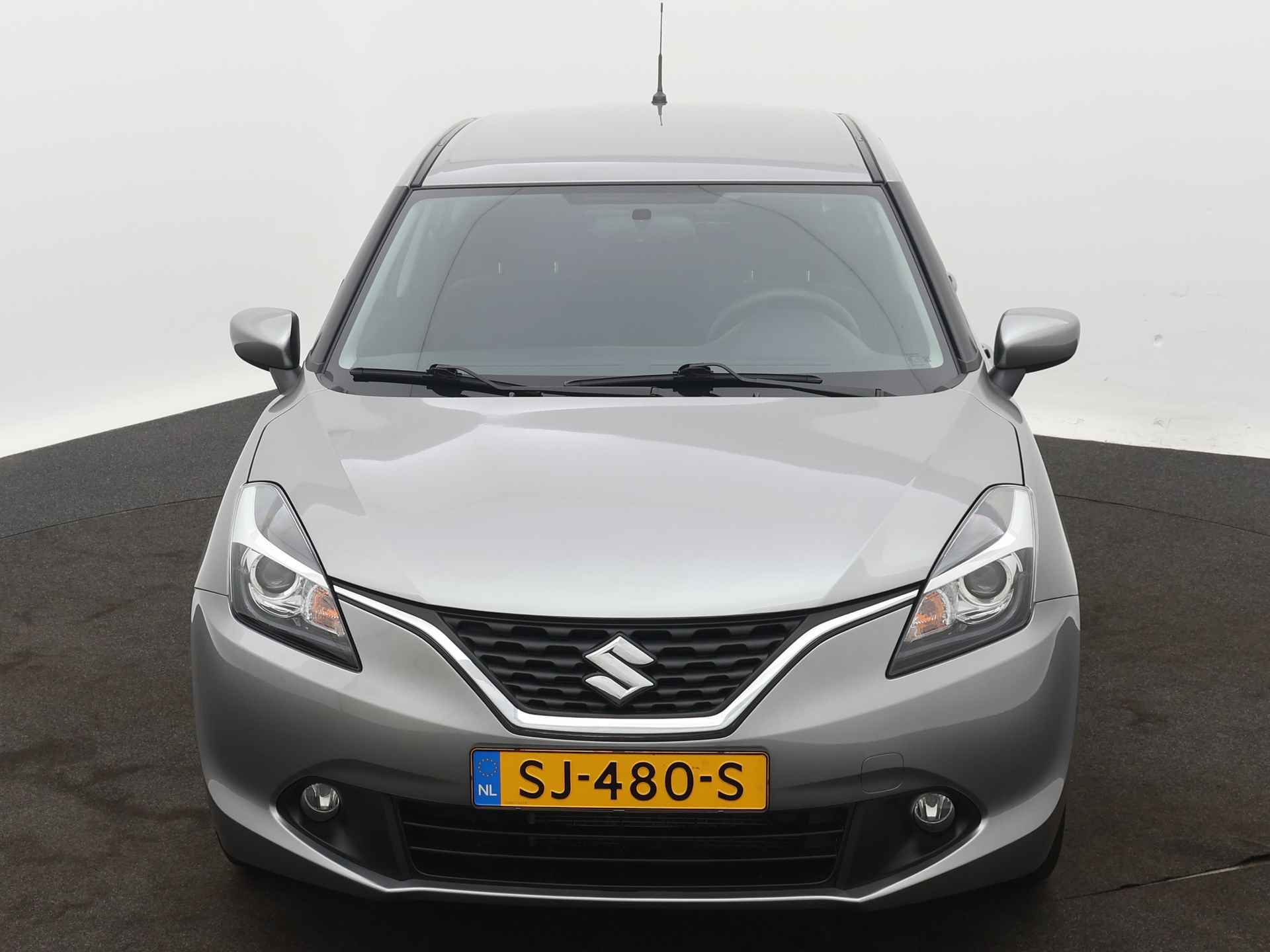 Suzuki Baleno 1.2 Dynamic | Navigatie | Voorstoelen verwarmd | Trekhaak | - 28/46