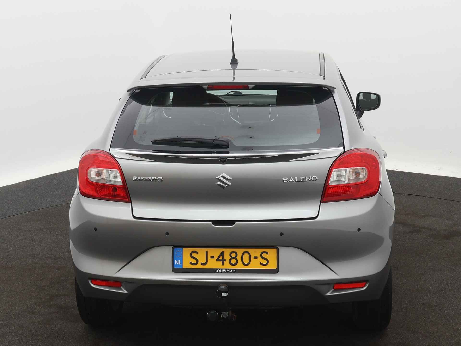 Suzuki Baleno 1.2 Dynamic | Navigatie | Voorstoelen verwarmd | Trekhaak | - 30/46