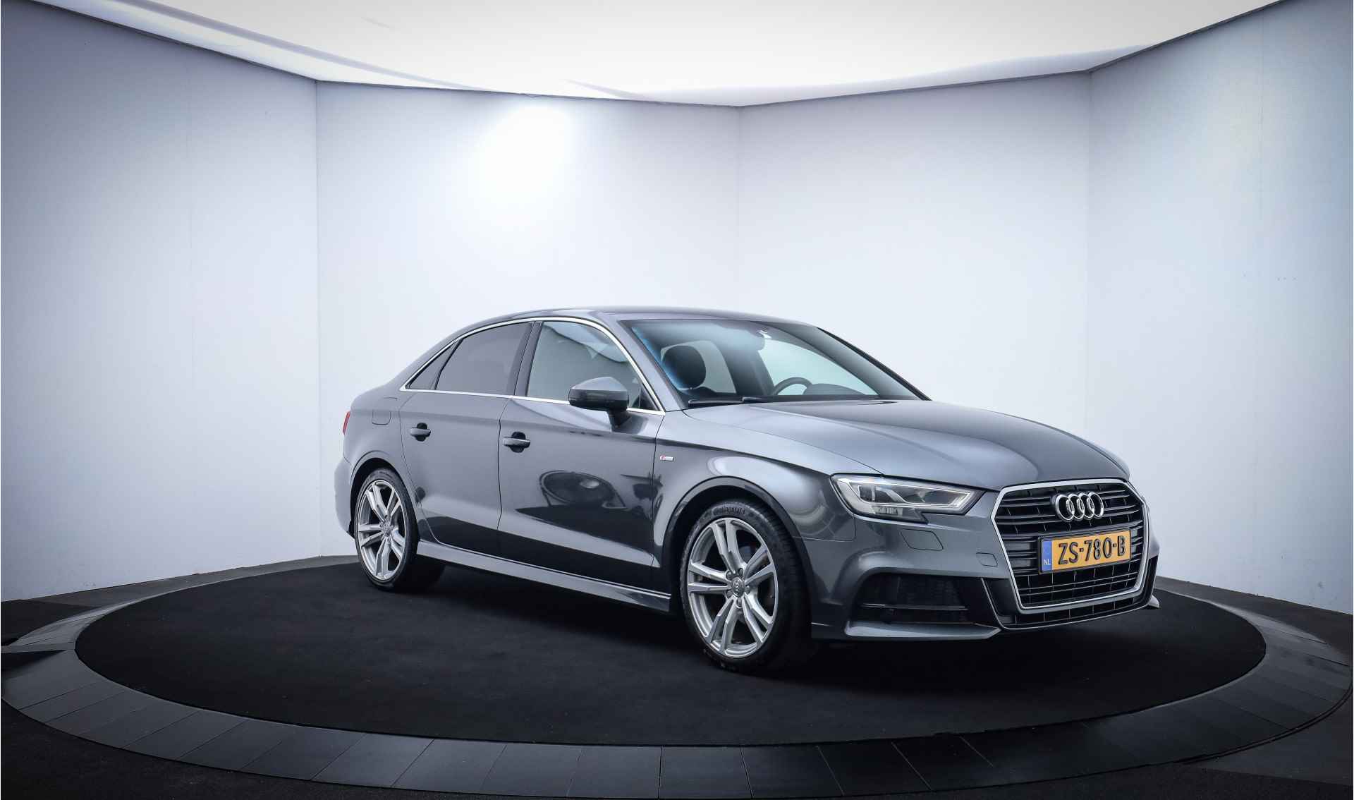 Audi A3 Limousine 30TFSI S-Tr. S-LINE Edition FULL LED/NAVI/SPORTSTOELEN/CLIMA/PRIV GLASS/CRUISE/PDC/LMV 18'' - 3/24