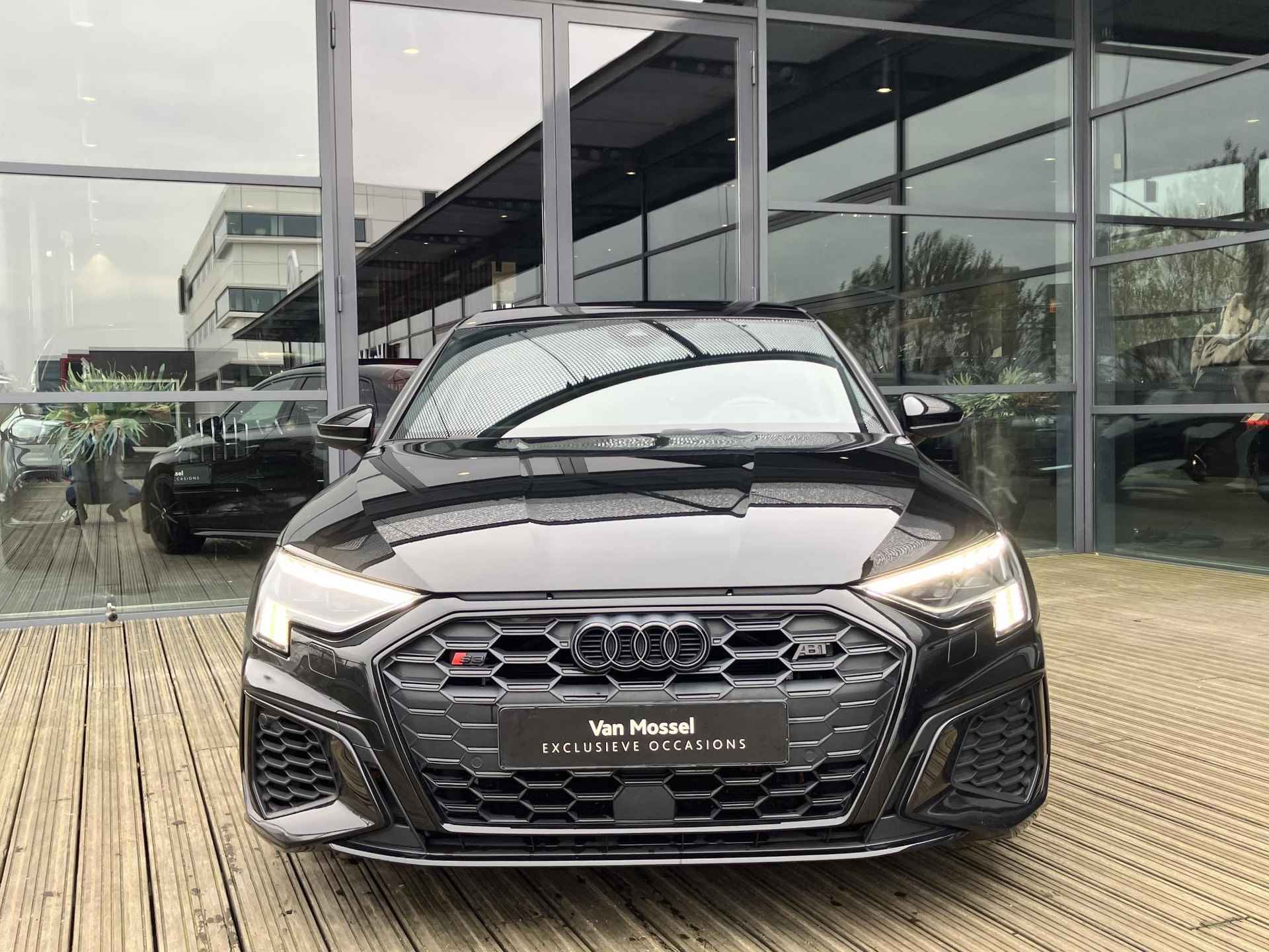 Audi S3 Sportback 2.0 TFSI S3 quattro | BANG & OLUFSEN | ABT 370 PK | ABT GARANTIE | 19 INCH | KEYLESS | PANORAMA/SCHUIF-KANTELDAK | LED MATRIX | NL AUTO | VOLLEDIG AUDI DEALER ONDERHOUDEN | - 2/17