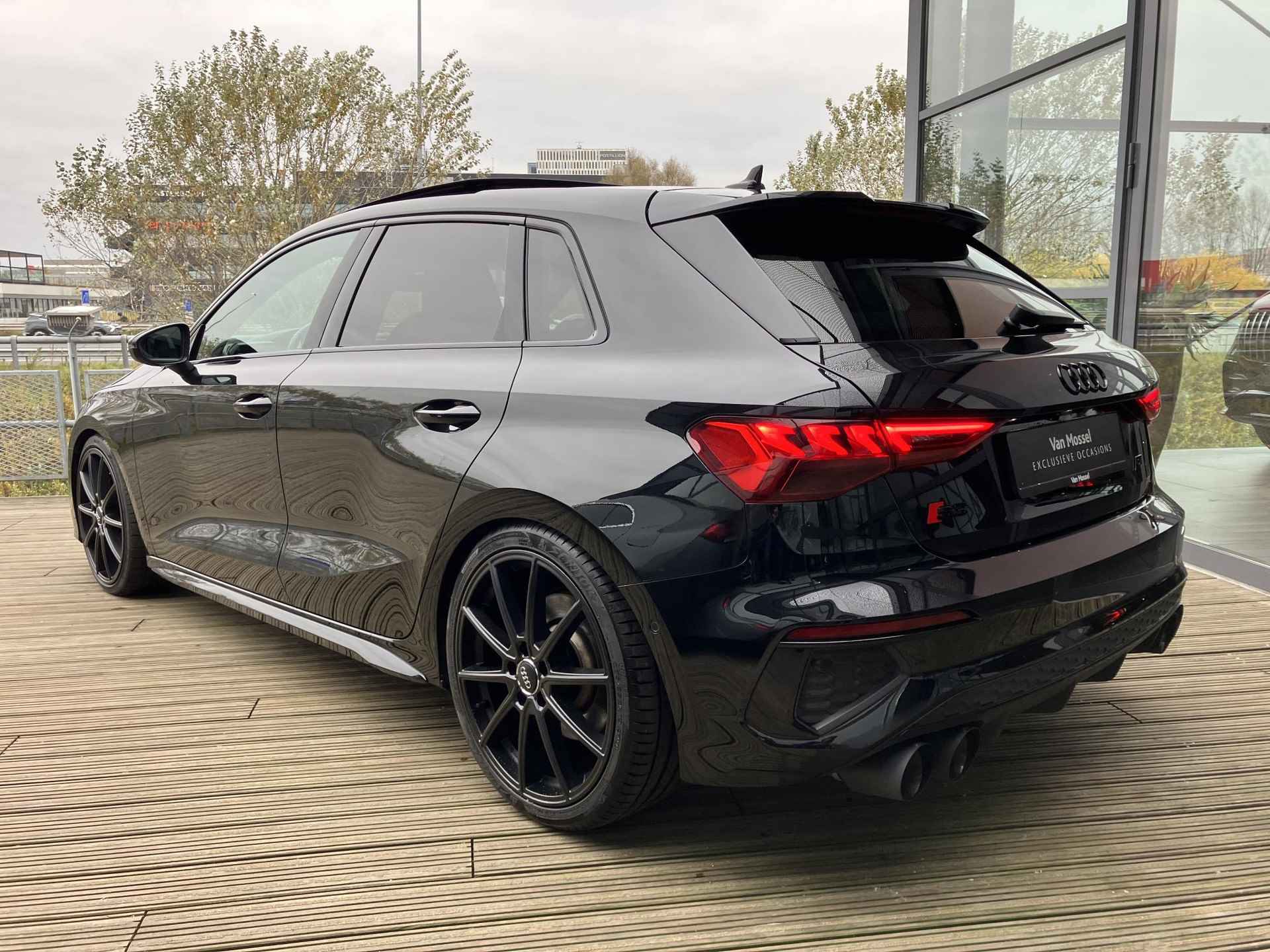 Audi S3 Sportback 2.0 TFSI S3 quattro | BANG & OLUFSEN | ABT 370 PK | ABT GARANTIE | 19 INCH | KEYLESS | PANORAMA/SCHUIF-KANTELDAK | LED MATRIX | NL AUTO | VOLLEDIG AUDI DEALER ONDERHOUDEN | - 5/17