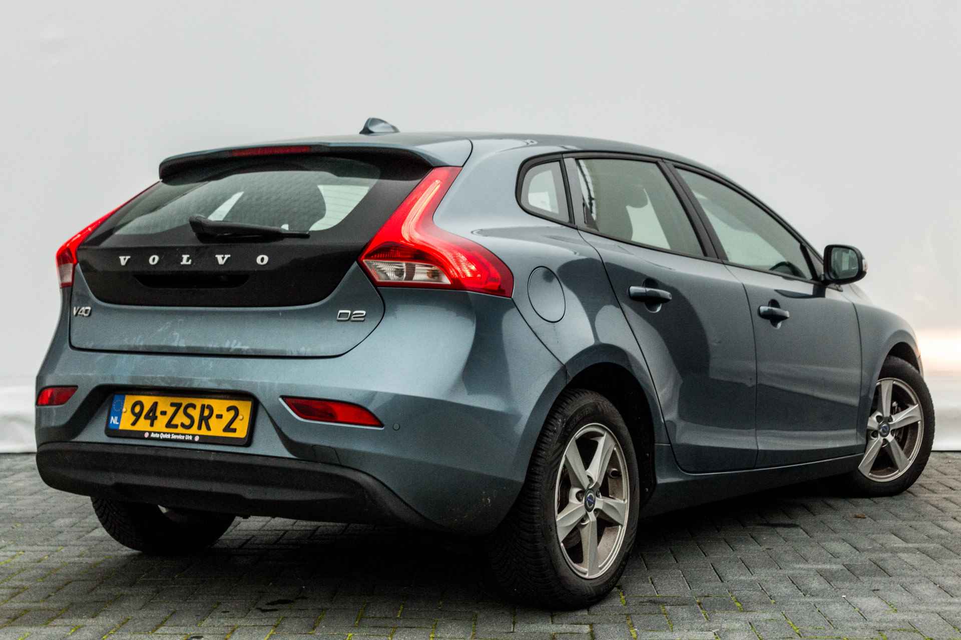 Volvo V40 1.6 115 PK D2 Kinetic, Meeneemprijs DB riem is Verv. | Navigatie | 16'' LMV | Clima |  PDC | - 7/34