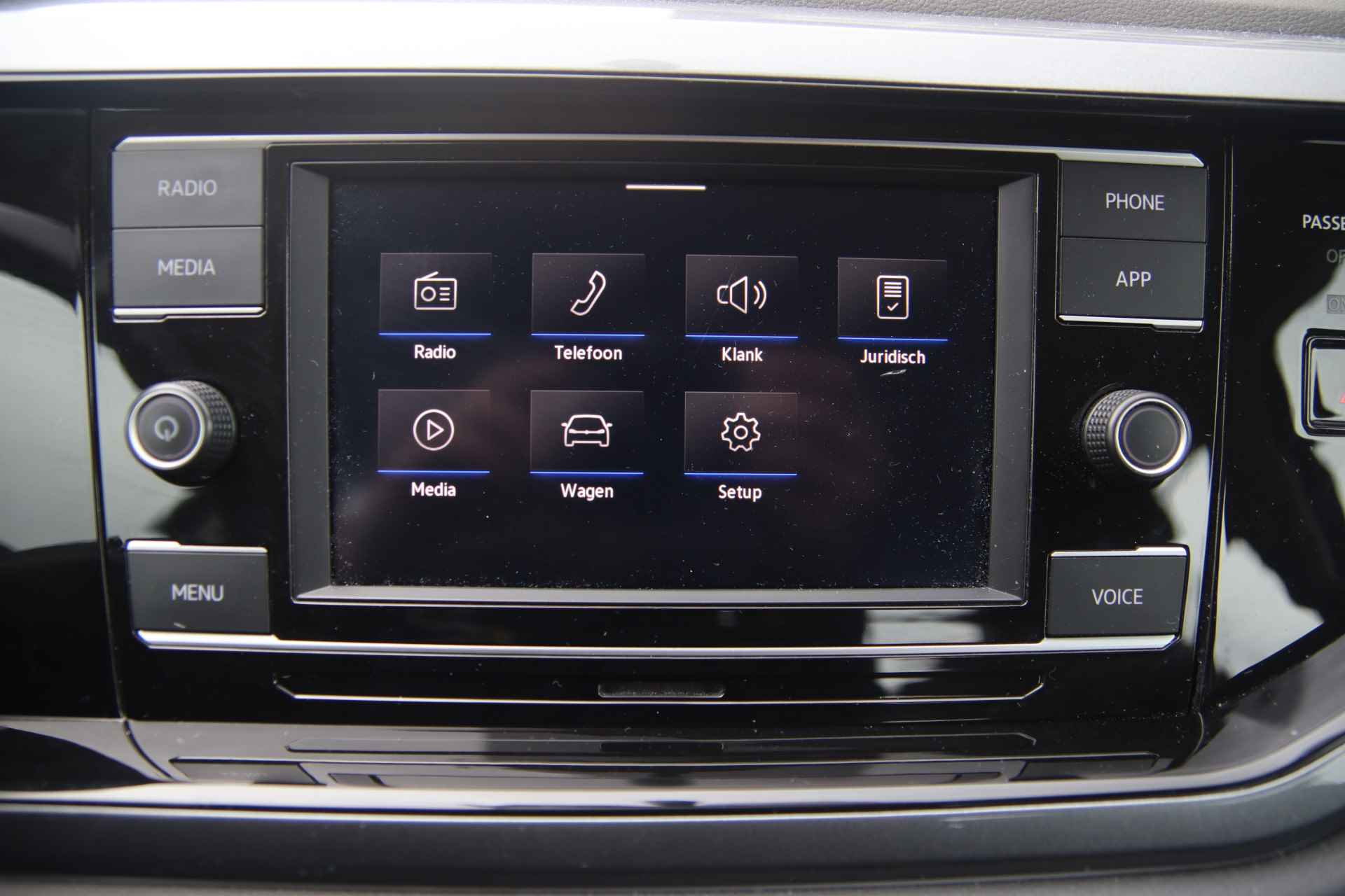 Volkswagen Polo 1.0 TSI DSG Highline Multimedia, Stoelverwarming, AC, 5drs LENTE UITVERKOOP! - 24/40