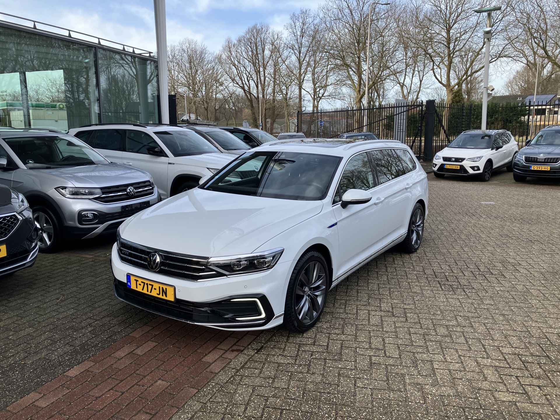 Volkswagen Passat Variant 1.4 TSI PHEV GTE Business - 5/29