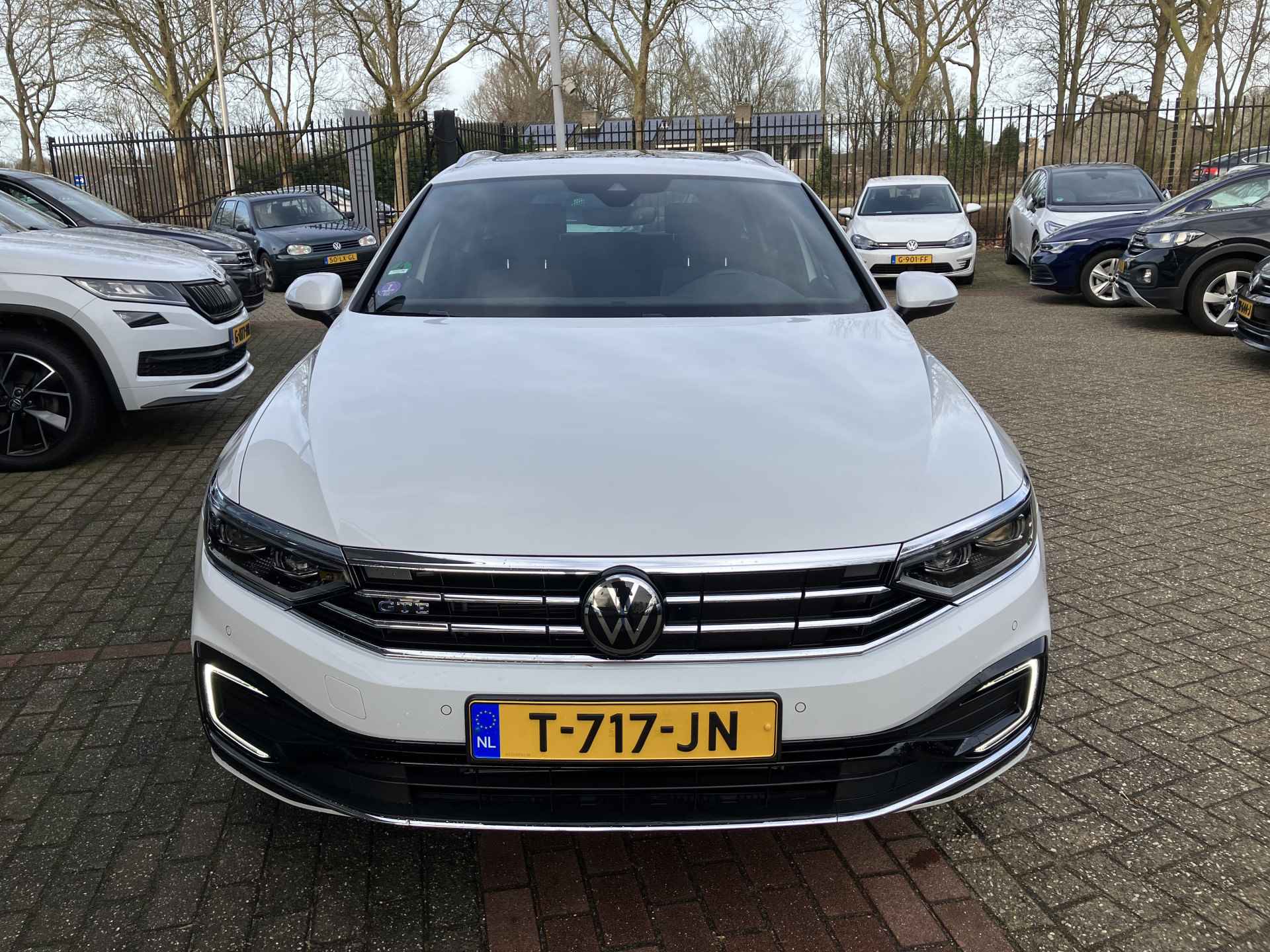 Volkswagen Passat Variant 1.4 TSI PHEV GTE Business - 8/29