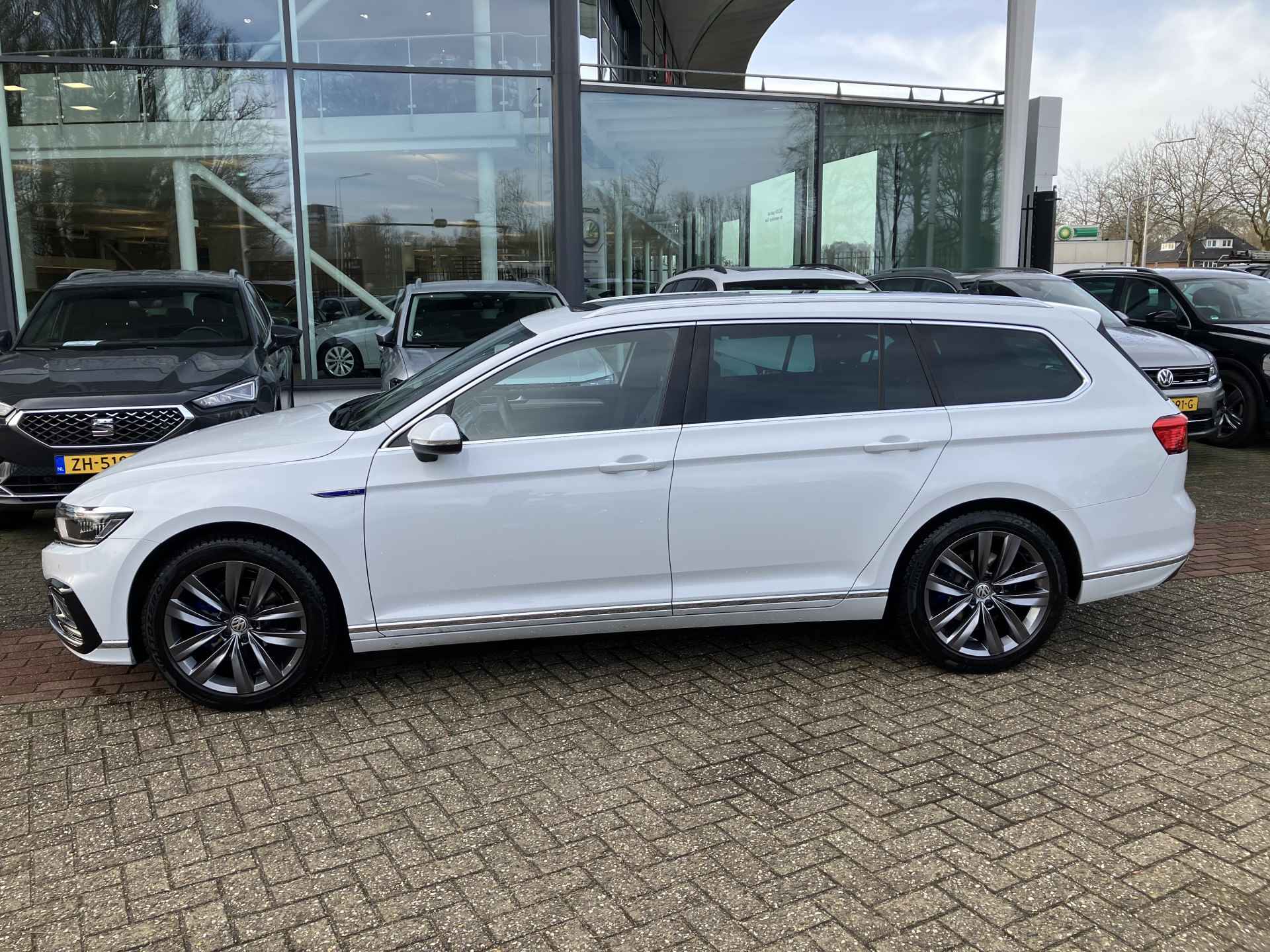 Volkswagen Passat Variant 1.4 TSI PHEV GTE Business - 10/29