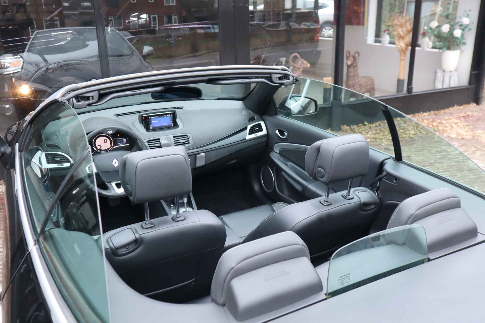Renault Mégane Coupé-Cabriolet 2.0 Dynamique | LPG-G3 | Trekhaak |  Automaat | Apple Carplay & Android Auto | Stoelverwarming - 4/35